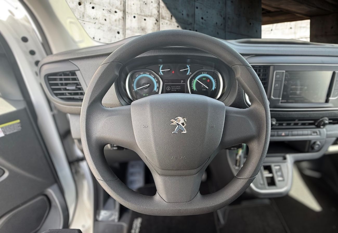 Billede af Peugeot e-Expert L2 EL Plus 136HK Van Aut.