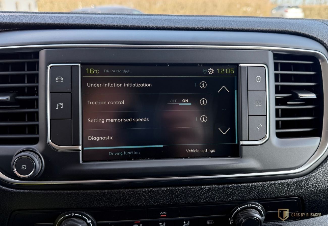 Billede af Peugeot e-Expert L2 EL Plus 136HK Van Aut.