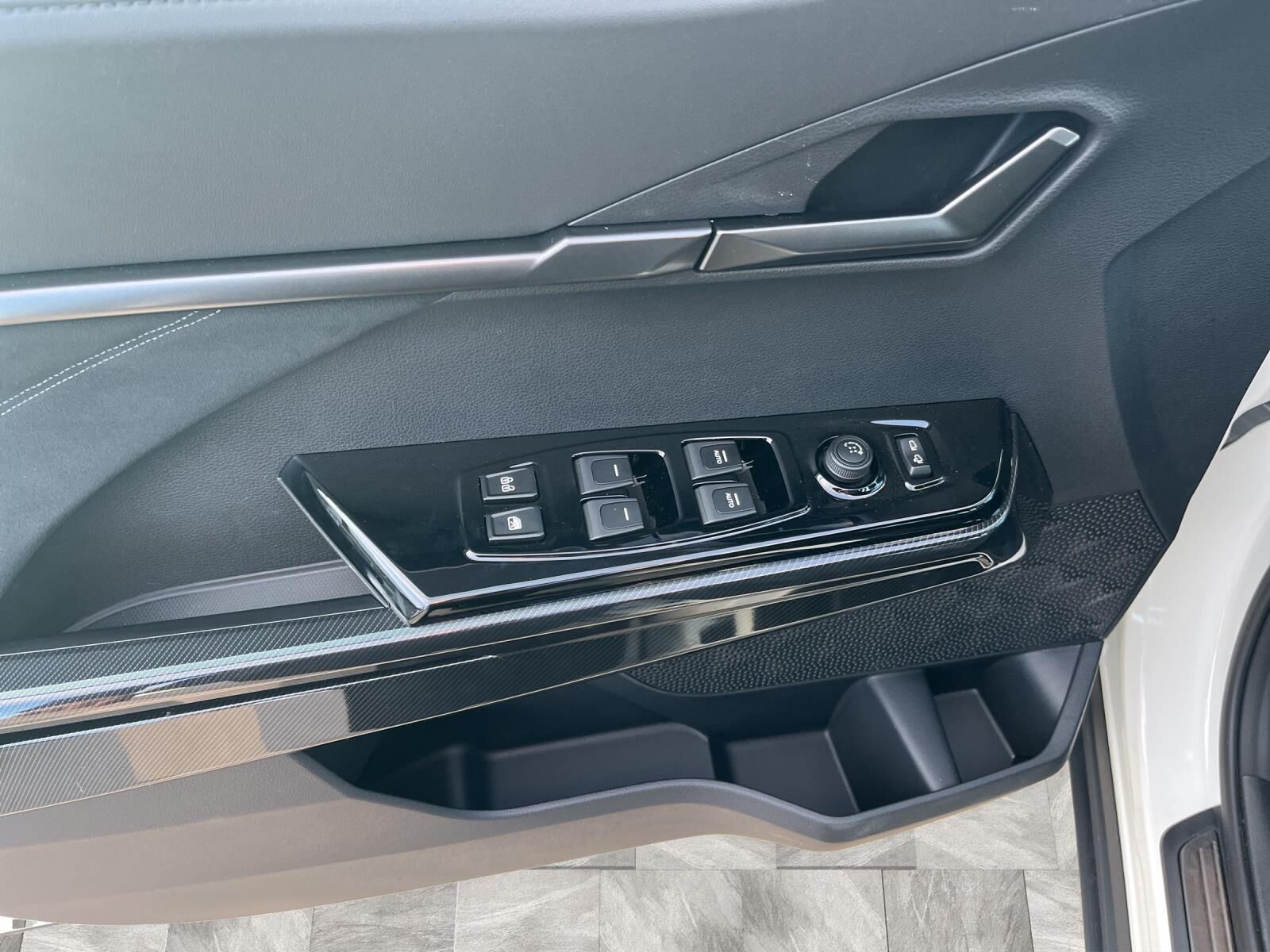 Billede af KGM Musso EV EL Black Line AWD 237HK DobKab Aut.