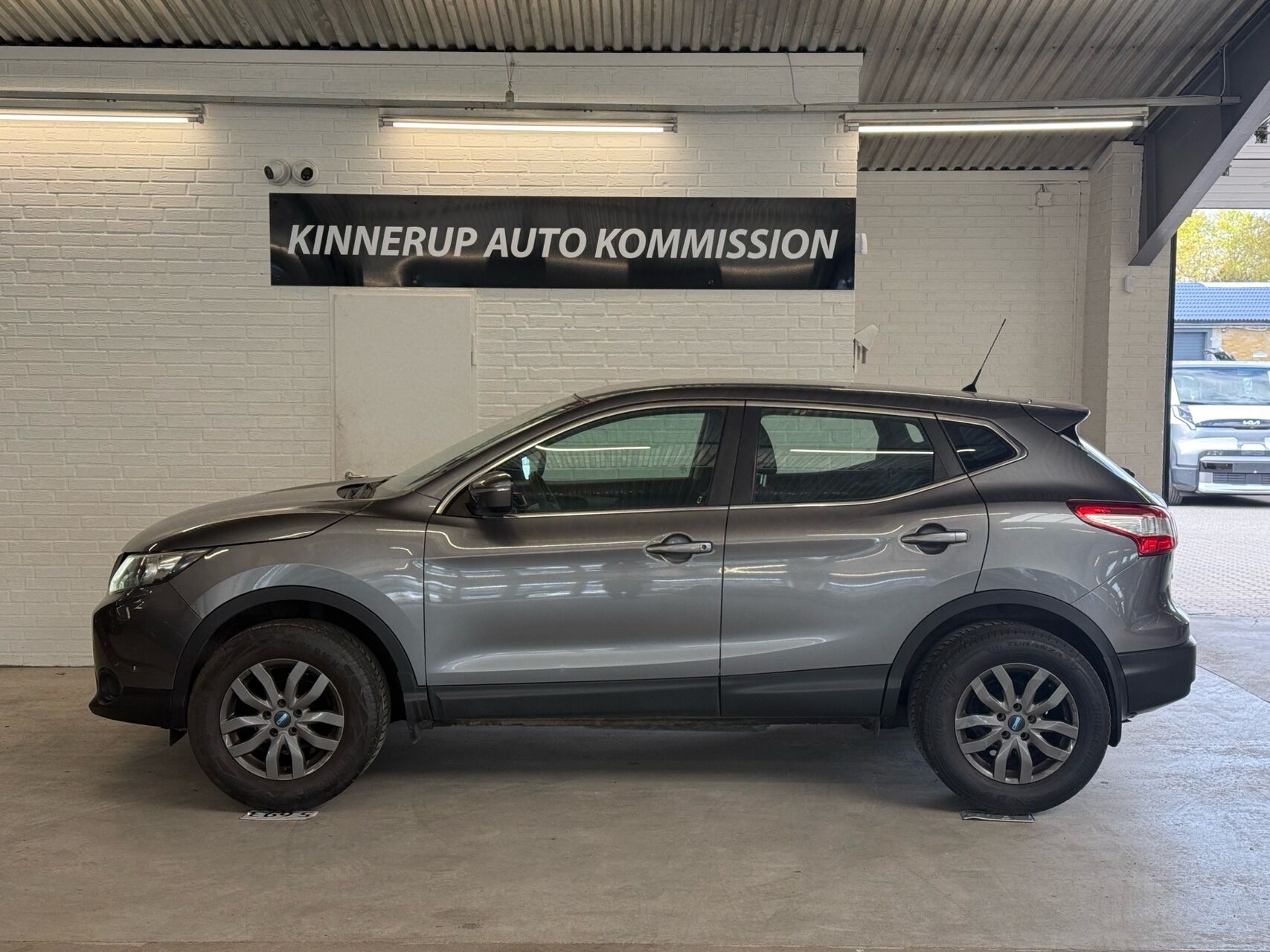 Billede af Nissan Qashqai 1,2 Dig-T Visia 4x2 115HK 5d 6g