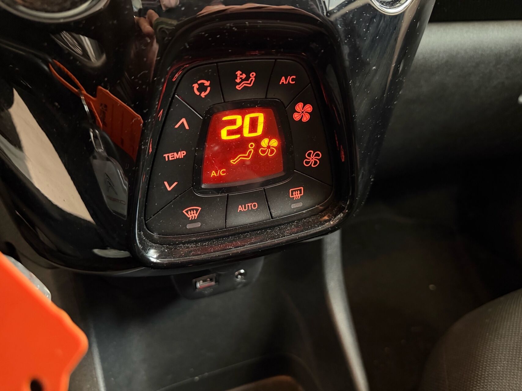 Billede af Citroën C1 1,0 VTi Shine 72HK 5d