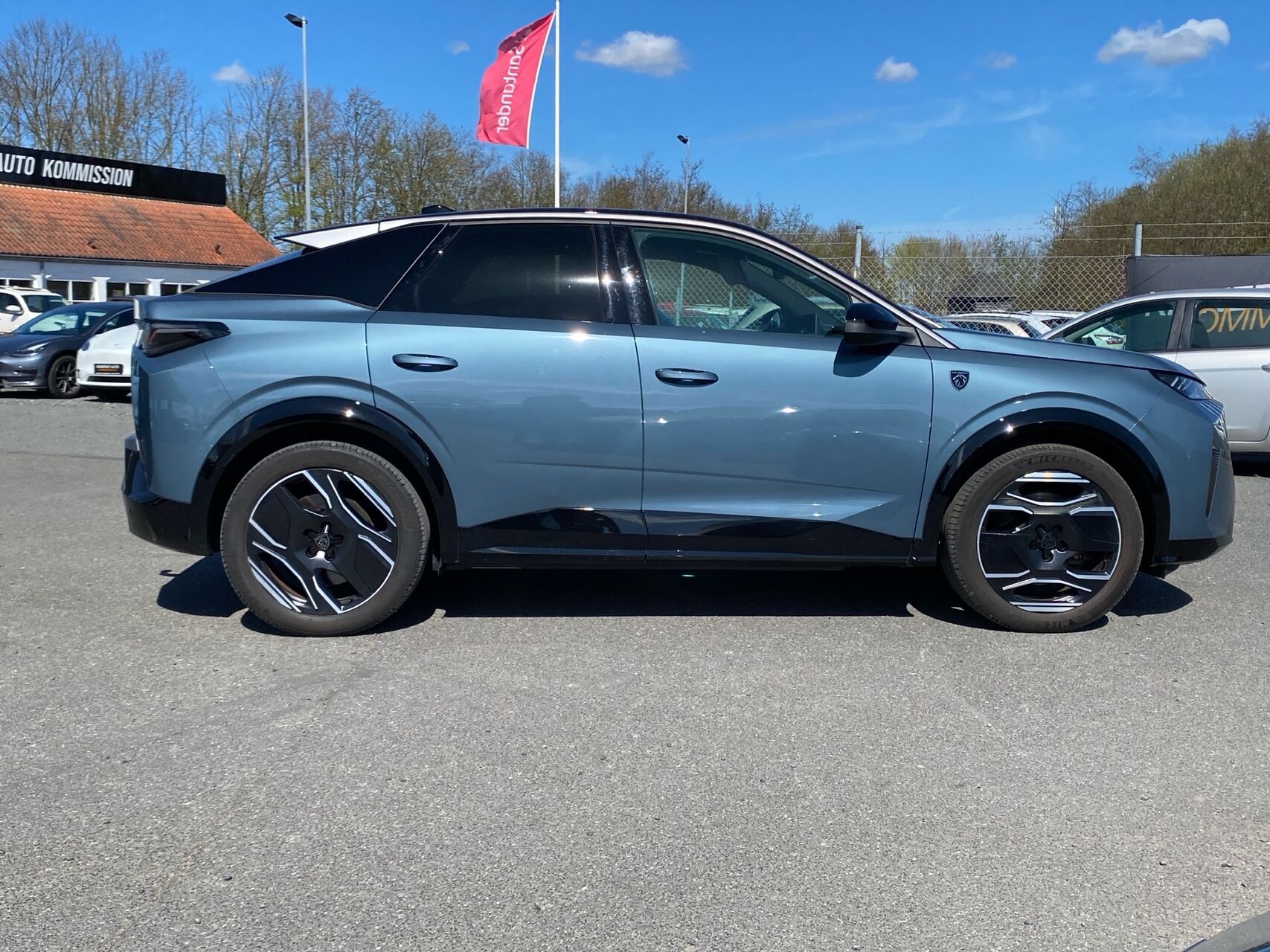 Billede af Peugeot e-3008 EL GT 210HK 5d Aut.