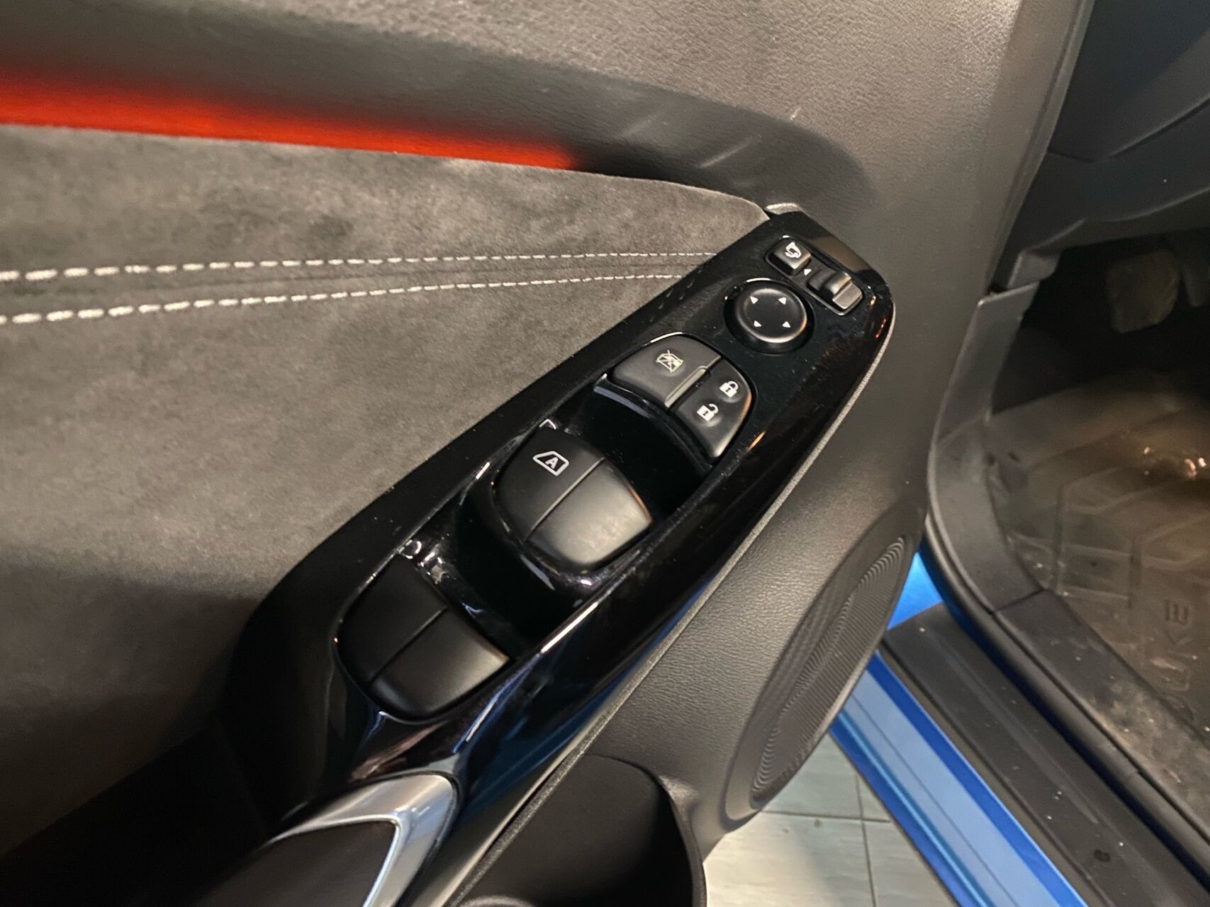 Billede af Nissan Juke 1,0 Dig-T N-Design DCT 114HK 5d 7g Aut.