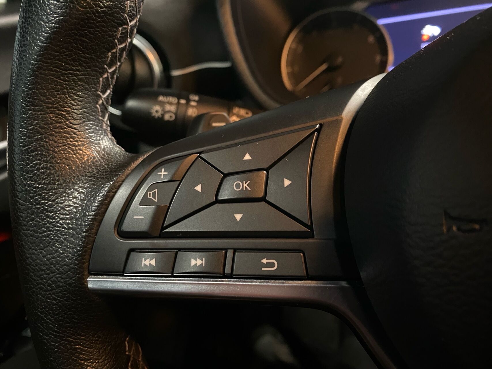 Billede af Nissan Juke 1,0 Dig-T N-Design DCT 114HK 5d 7g Aut.