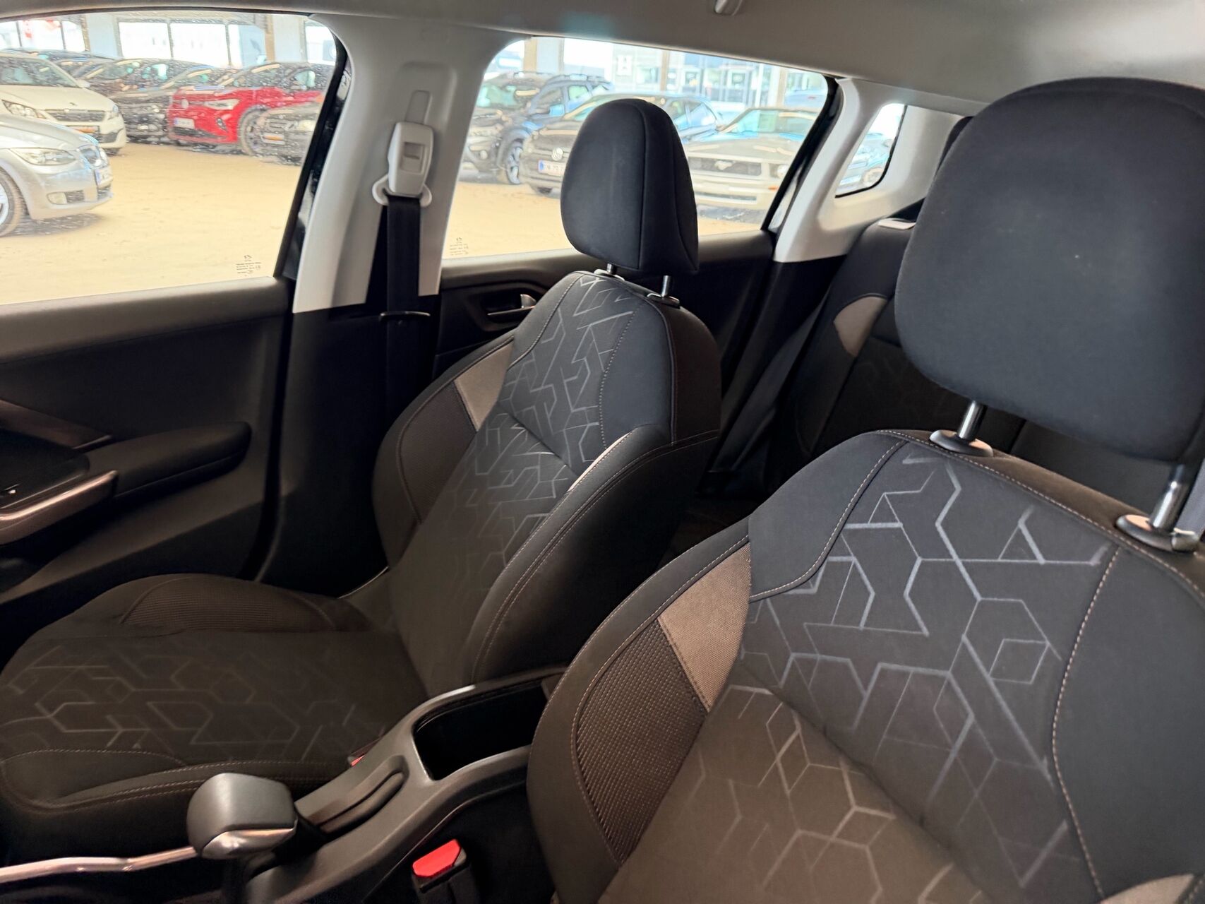 Billede af Peugeot 2008 1,2 VTi Excite 82HK