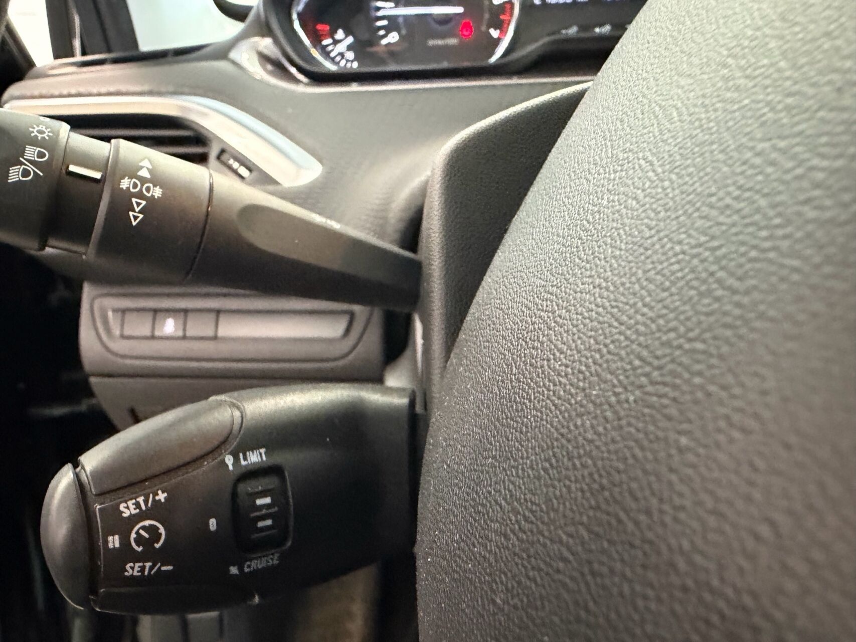 Billede af Peugeot 2008 1,2 VTi Excite 82HK