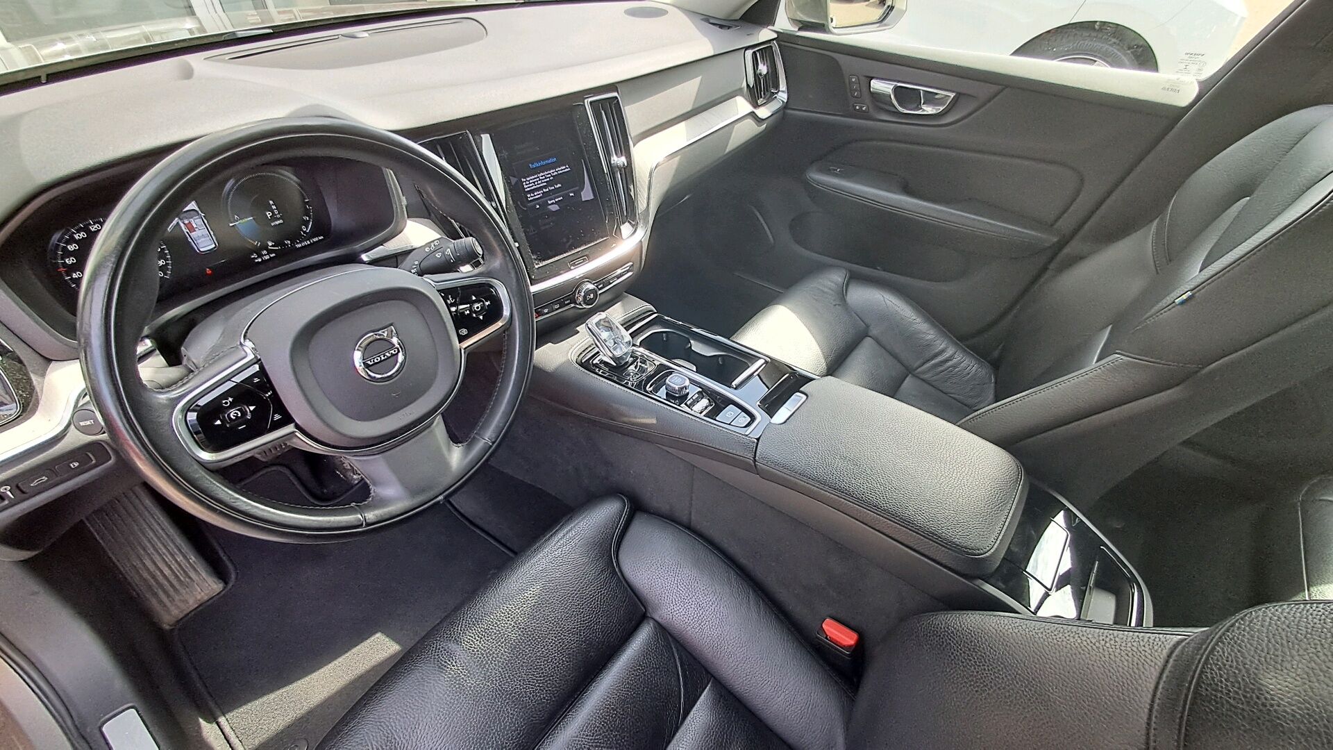 Billede af Volvo V60 2,0 T6 Recharge  Plugin-hybrid Inscription 340HK Stc 8g Aut.