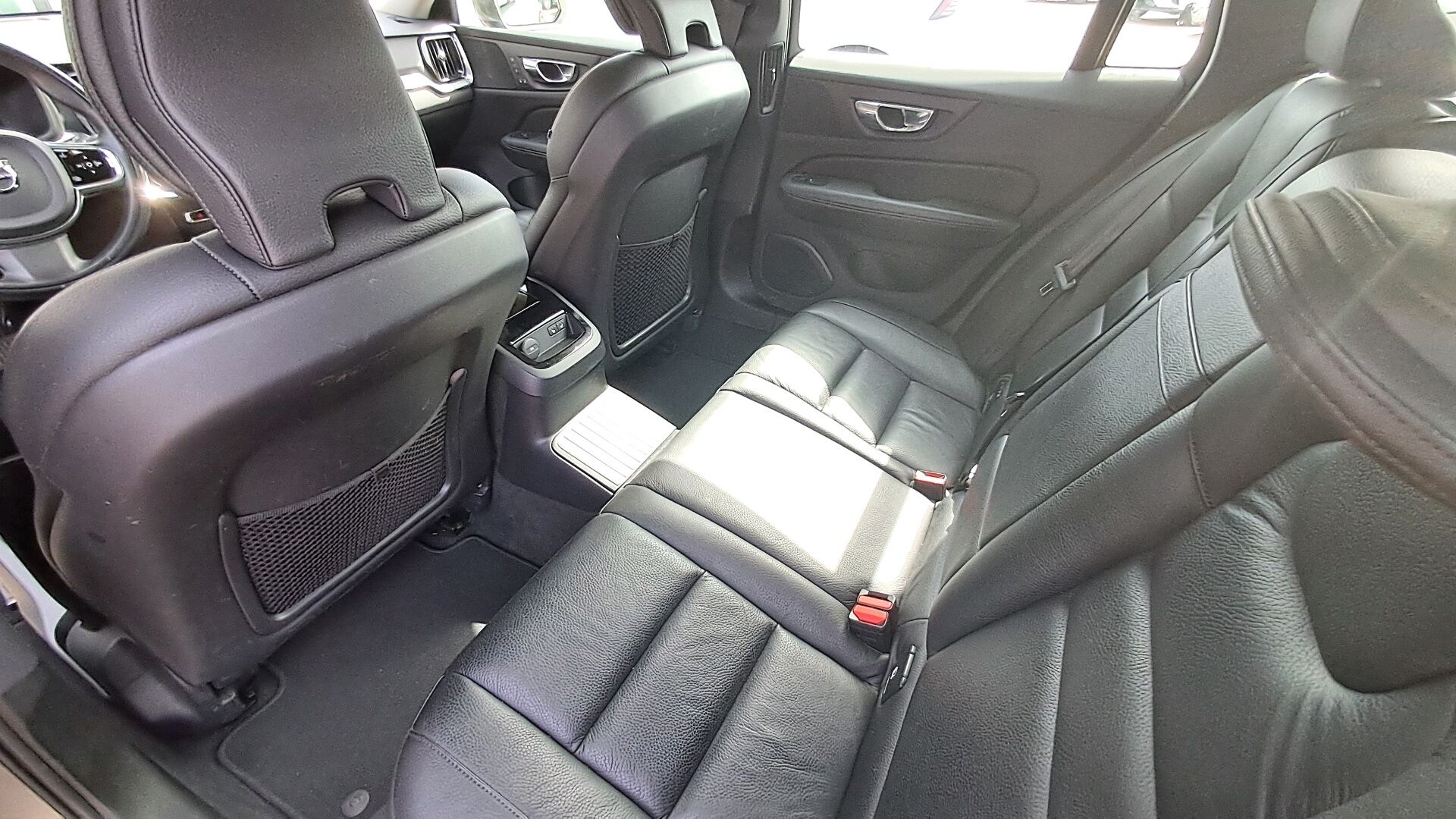 Billede af Volvo V60 2,0 T6 Recharge  Plugin-hybrid Inscription 340HK Stc 8g Aut.