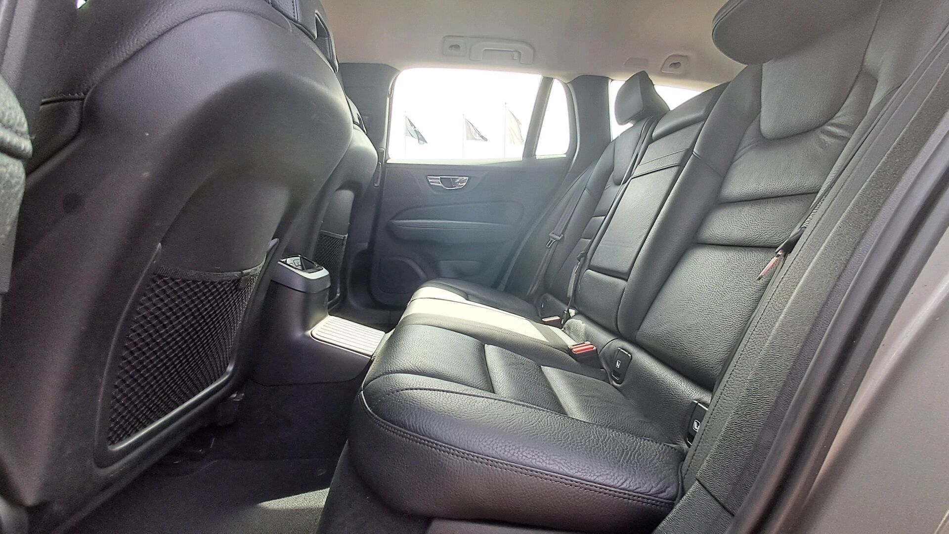 Billede af Volvo V60 2,0 T6 Recharge  Plugin-hybrid Inscription 340HK Stc 8g Aut.