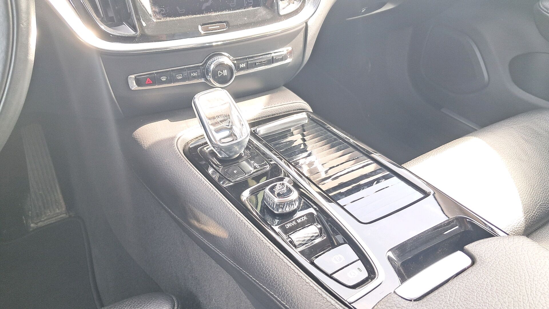 Billede af Volvo V60 2,0 T6 Recharge  Plugin-hybrid Inscription 340HK Stc 8g Aut.