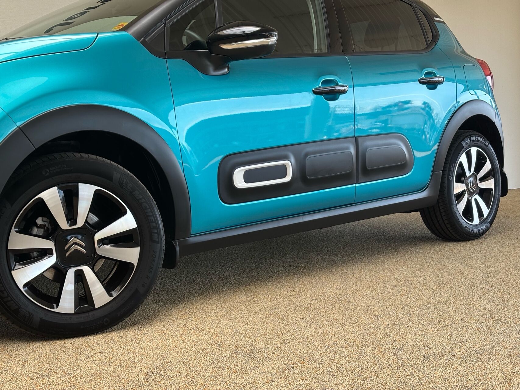 Billede af Citroën C3 1,2 PureTech Attraction 83HK 5d