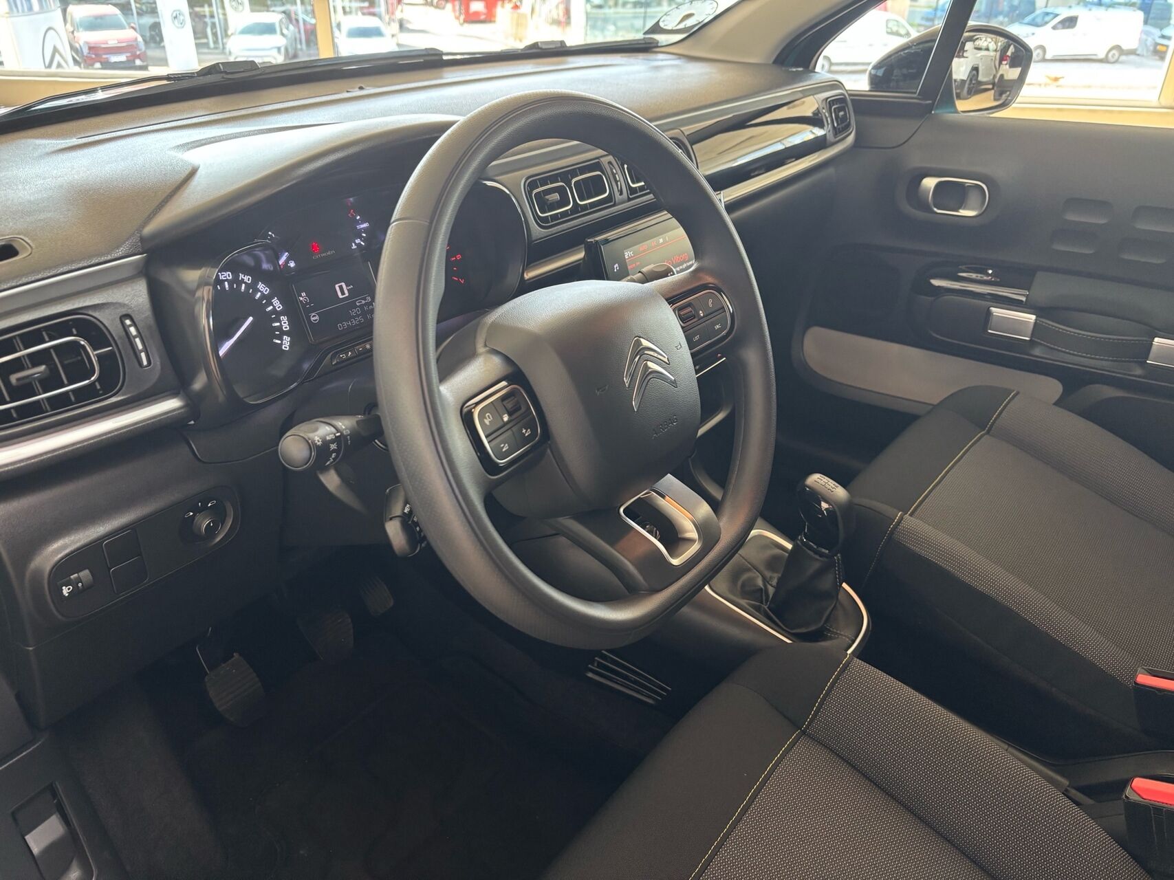 Billede af Citroën C3 1,2 PureTech Attraction 83HK 5d