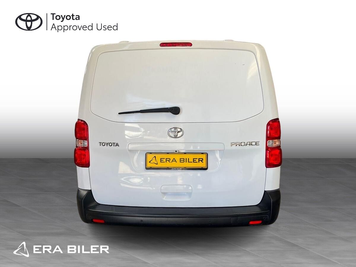 Billede af Toyota Proace Long 2,0 D Comfort Master To skydedør, bagklap 144HK Van 8g Aut.