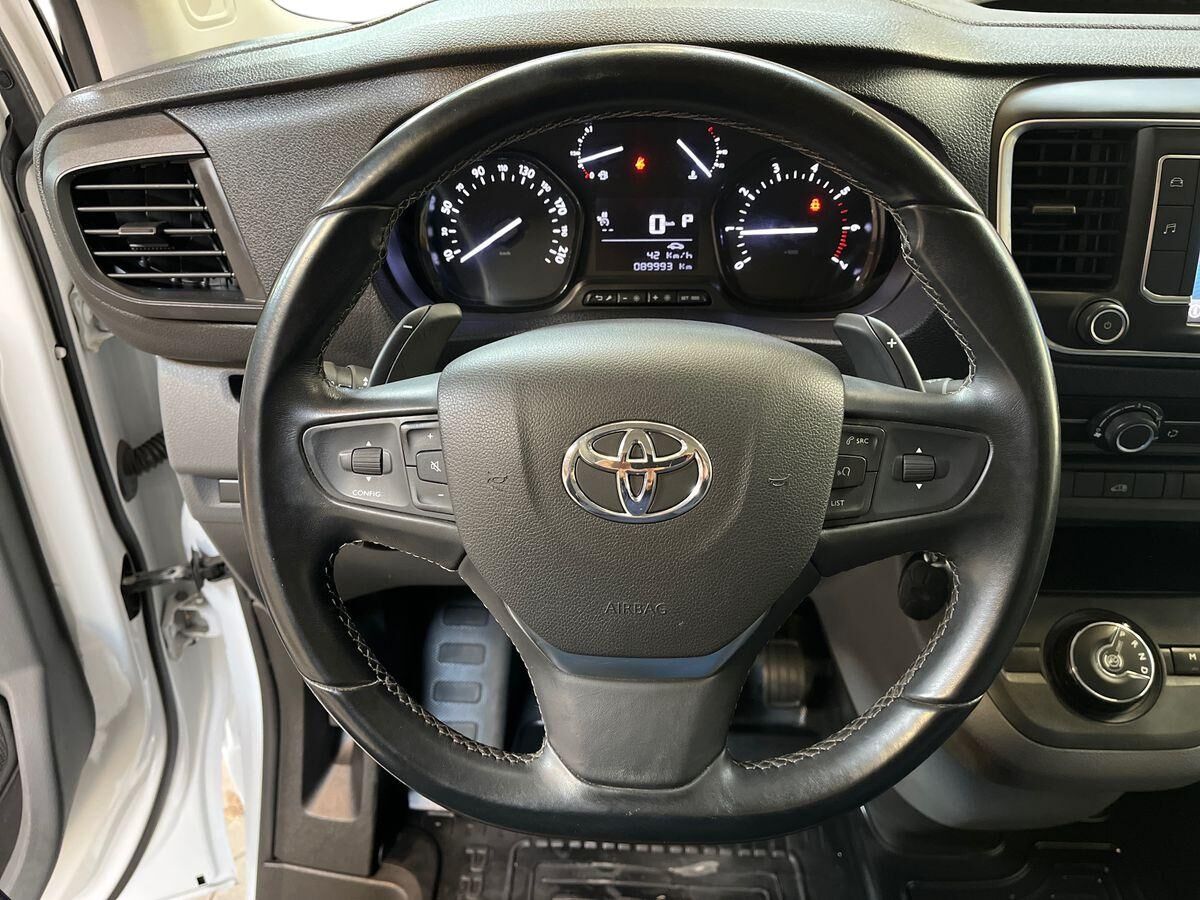 Billede af Toyota Proace Long 2,0 D Comfort Master To skydedør, bagklap 144HK Van 8g Aut.