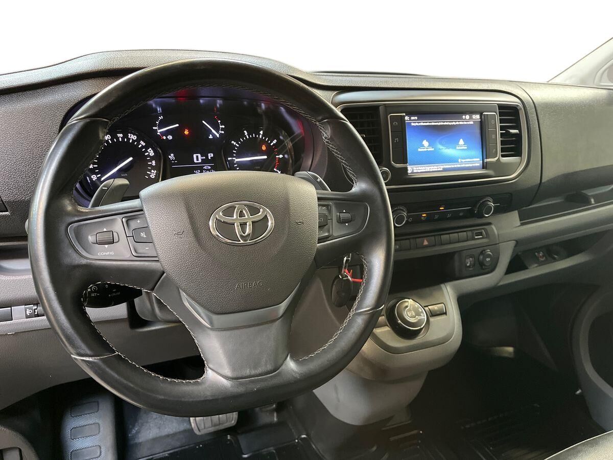 Billede af Toyota Proace Long 2,0 D Comfort Master To skydedør, bagklap 144HK Van 8g Aut.
