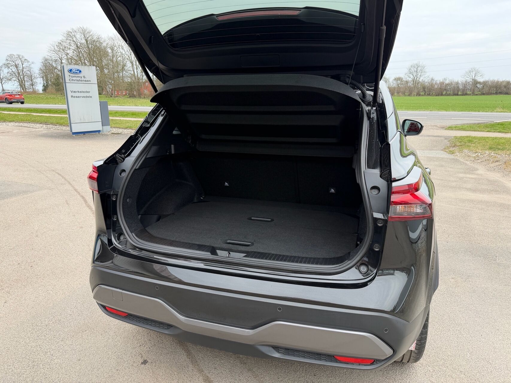 Billede af Nissan Qashqai 1,3 MHEV  Mild hybrid N-Connecta 140HK 5d 6g