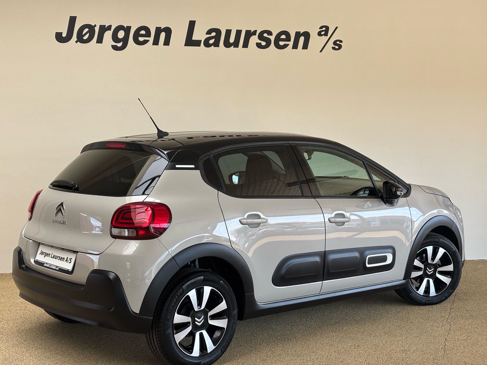 Billede af Citroën C3 1,2 PureTech Shine Ltd. 83HK 5d