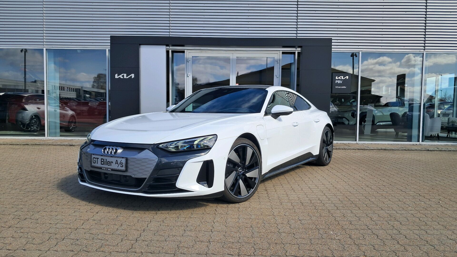 Billede af Audi E-tron GT EL Quattro 476HK Trinl. Gear