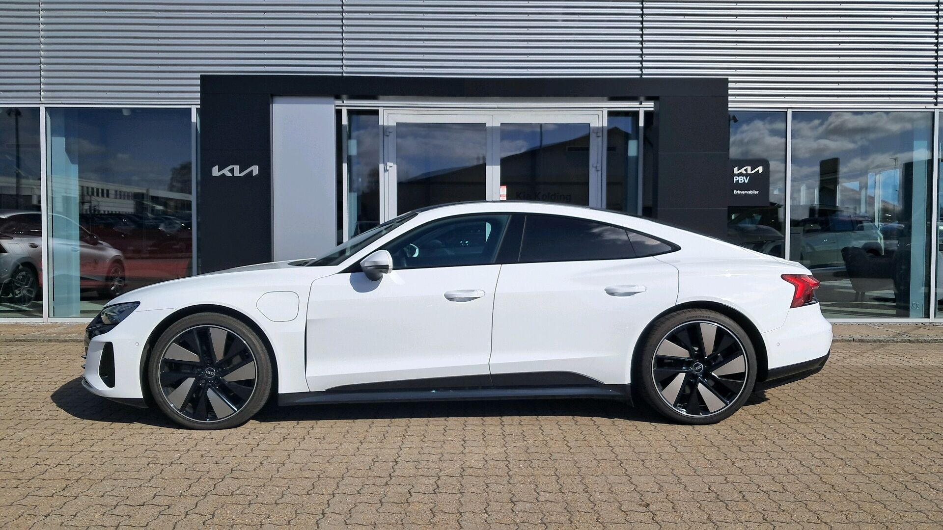 Billede af Audi E-tron GT EL Quattro 476HK Trinl. Gear