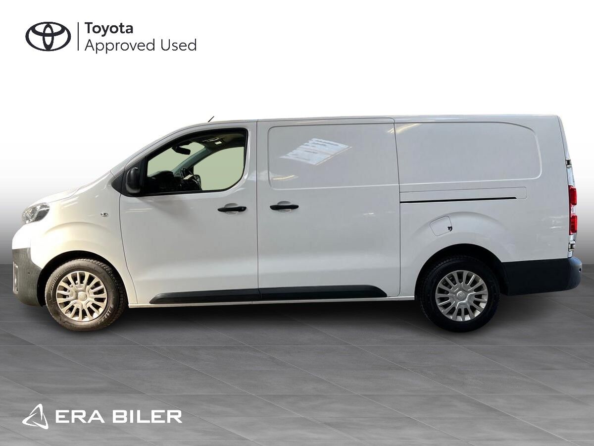 Billede af Toyota Proace Long 2,0 D Comfort Master To skydedør 144HK Van 8g Aut.