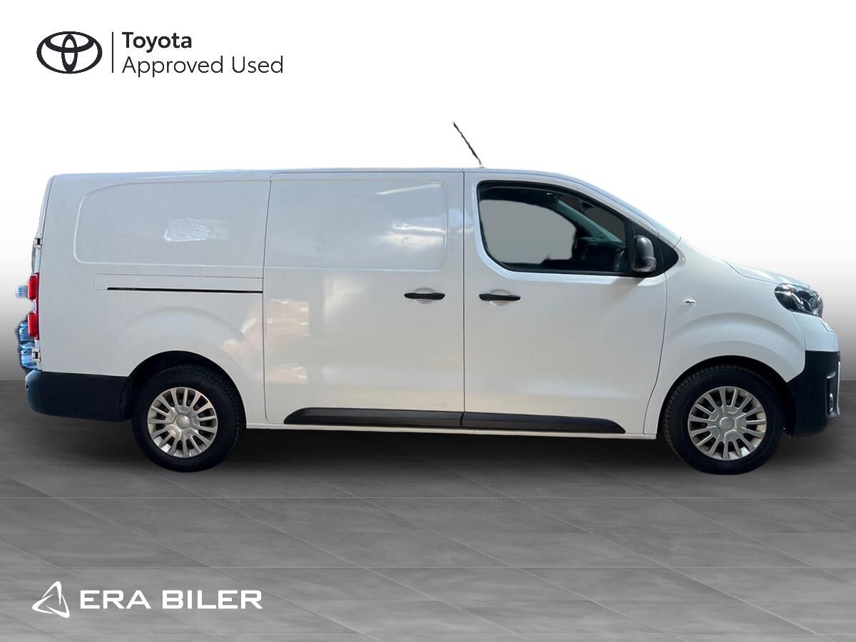 Billede af Toyota Proace Long 2,0 D Comfort Master To skydedør 144HK Van 8g Aut.