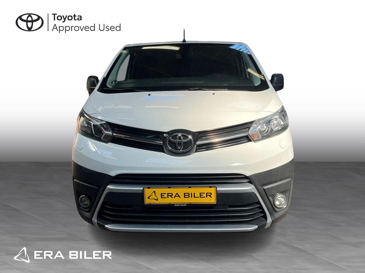 Billede af Toyota Proace Long 2,0 D Comfort Master To skydedør 144HK Van 8g Aut.
