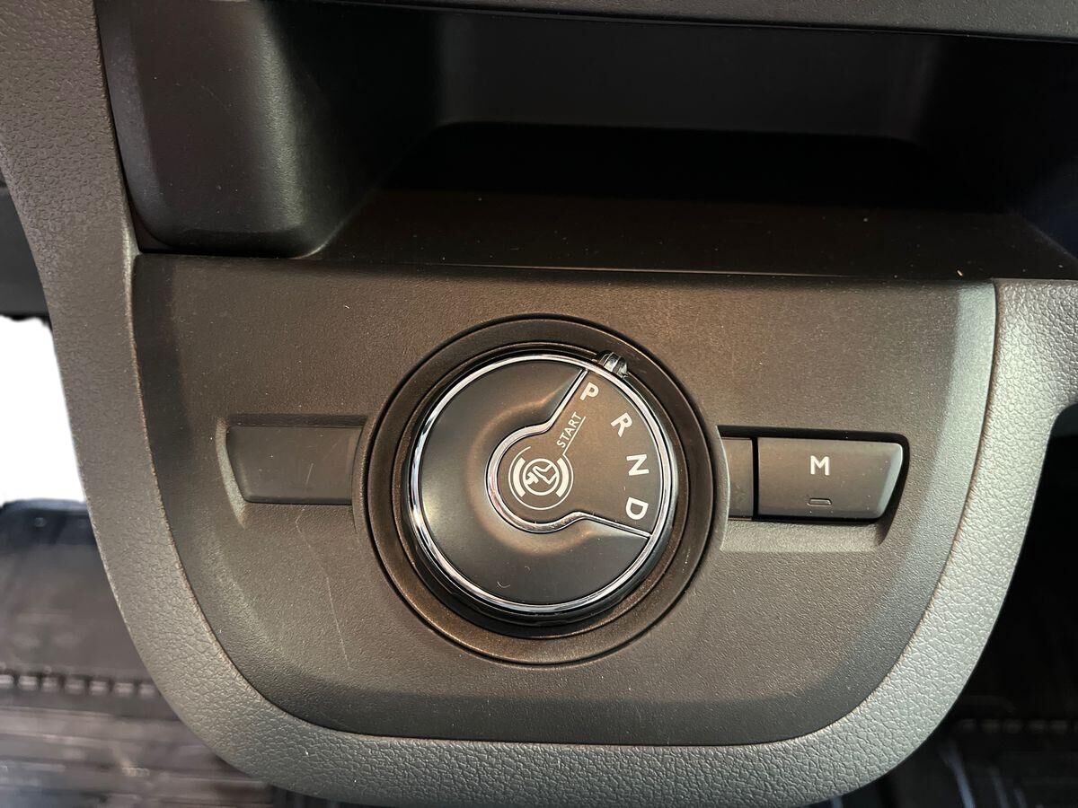 Billede af Toyota Proace Long 2,0 D Comfort Master To skydedør 144HK Van 8g Aut.