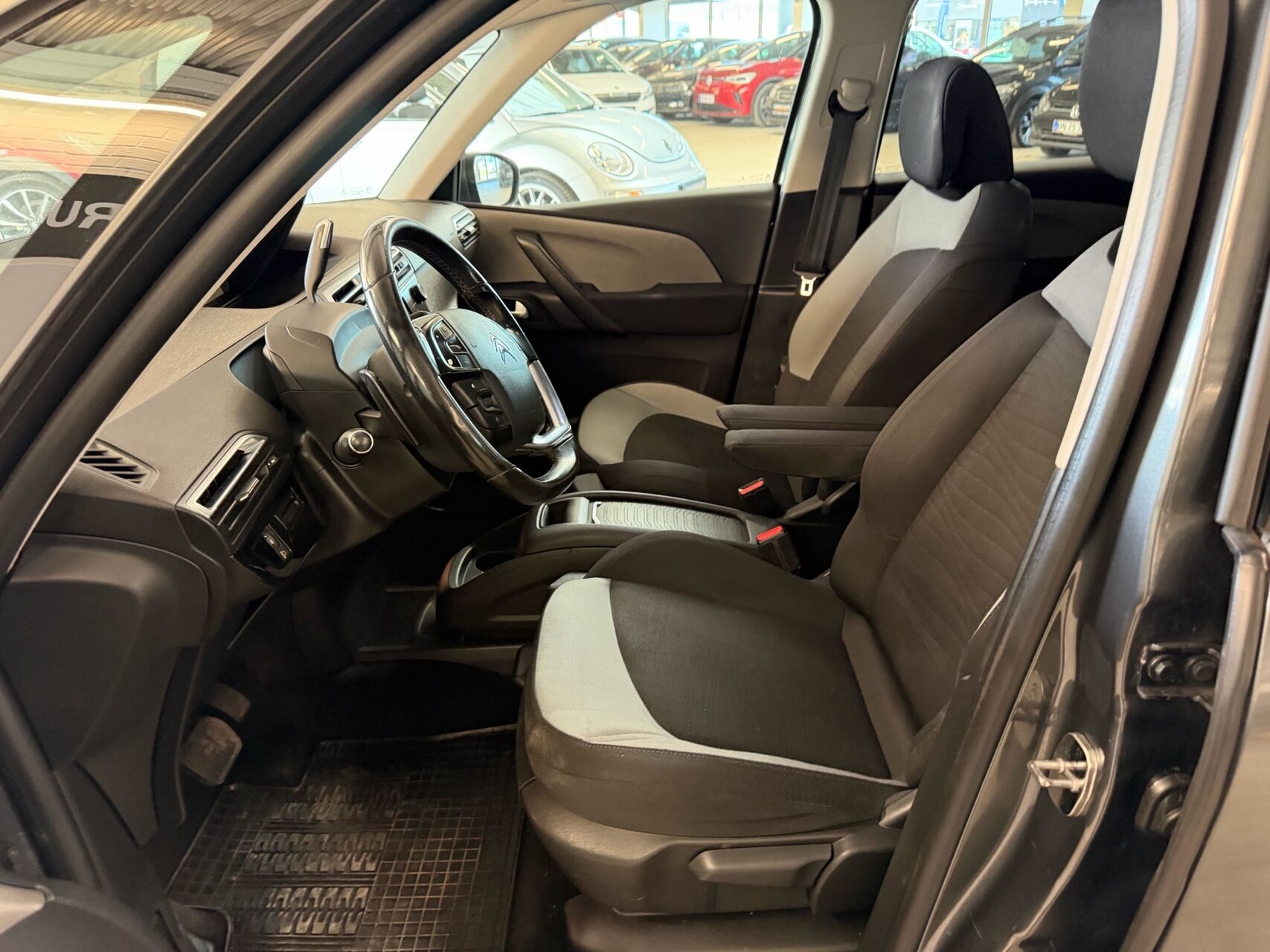 Billede af Citroën Grand C4 Picasso 1,6 Blue HDi Intensive EAT6 start/stop 120HK 6g Aut.