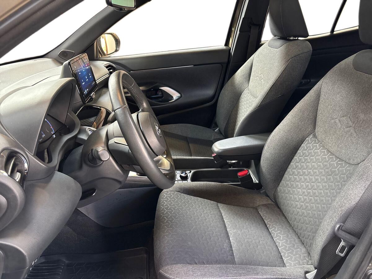 Billede af Toyota Yaris Cross 1,5 Hybrid Style AWD-i 116HK 5d Trinl. Gear