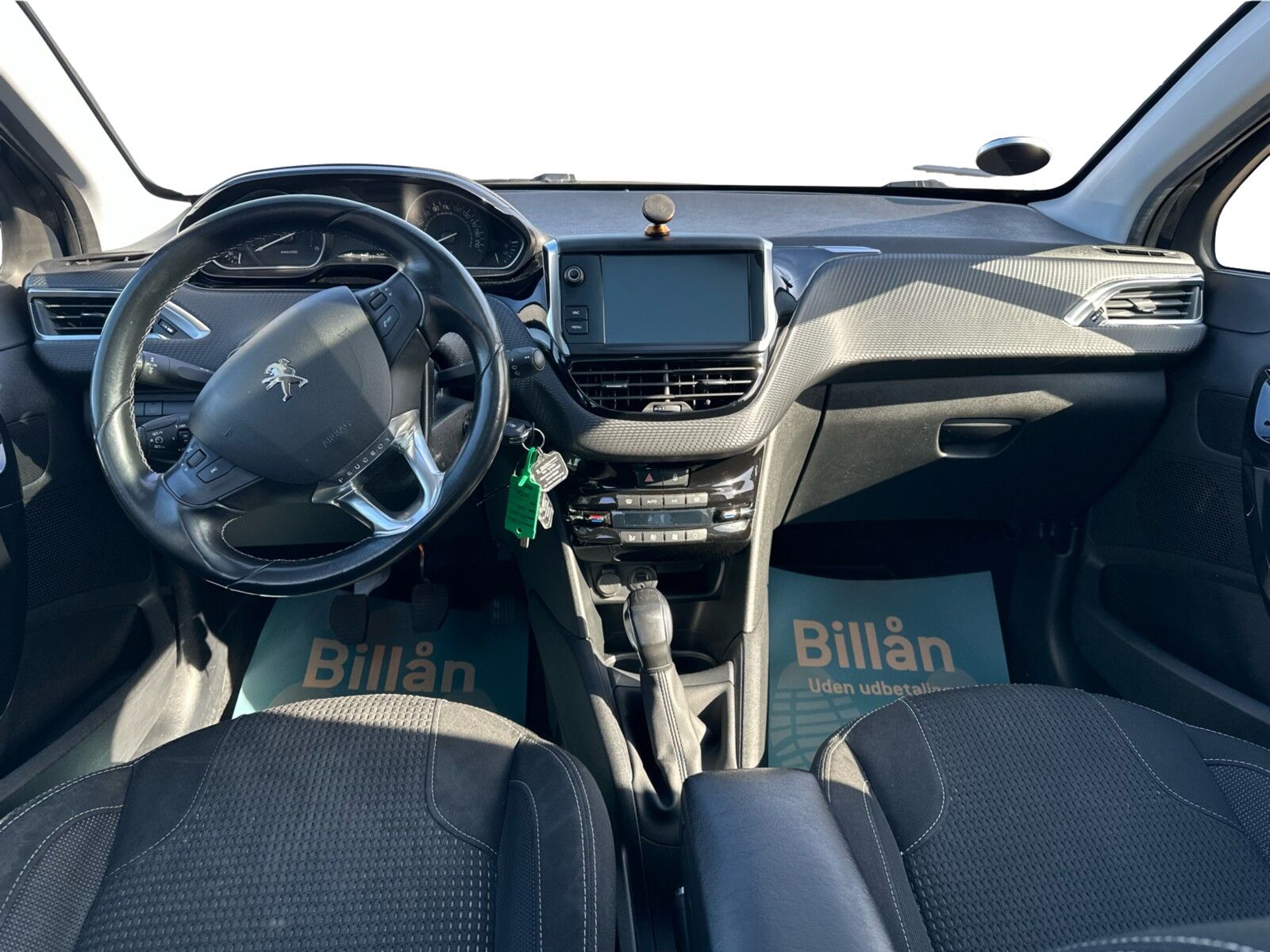 Billede af Peugeot 208 1,6 BlueHDi Allure Sky 100HK 5d