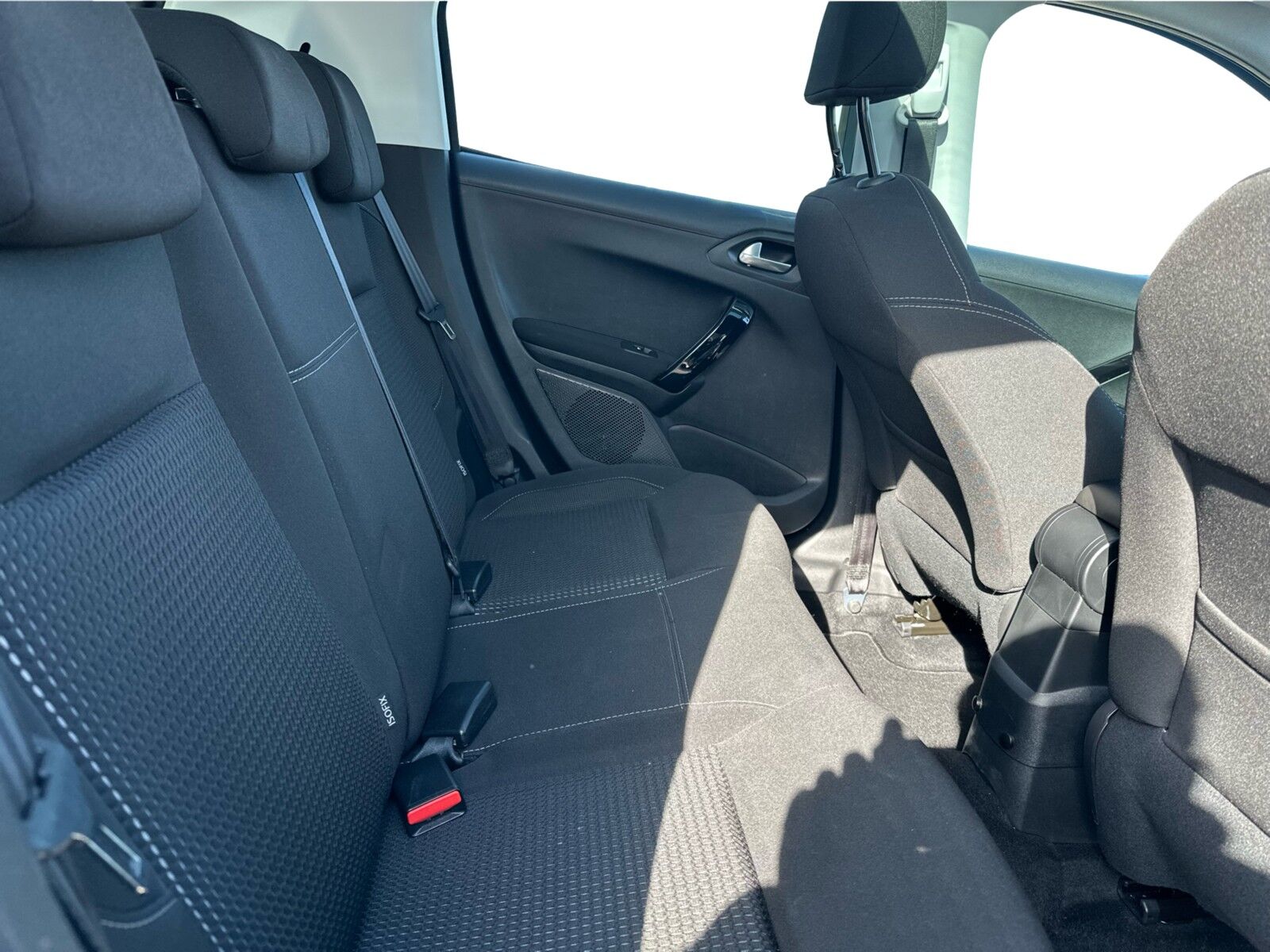 Billede af Peugeot 208 1,6 BlueHDi Allure Sky 100HK 5d