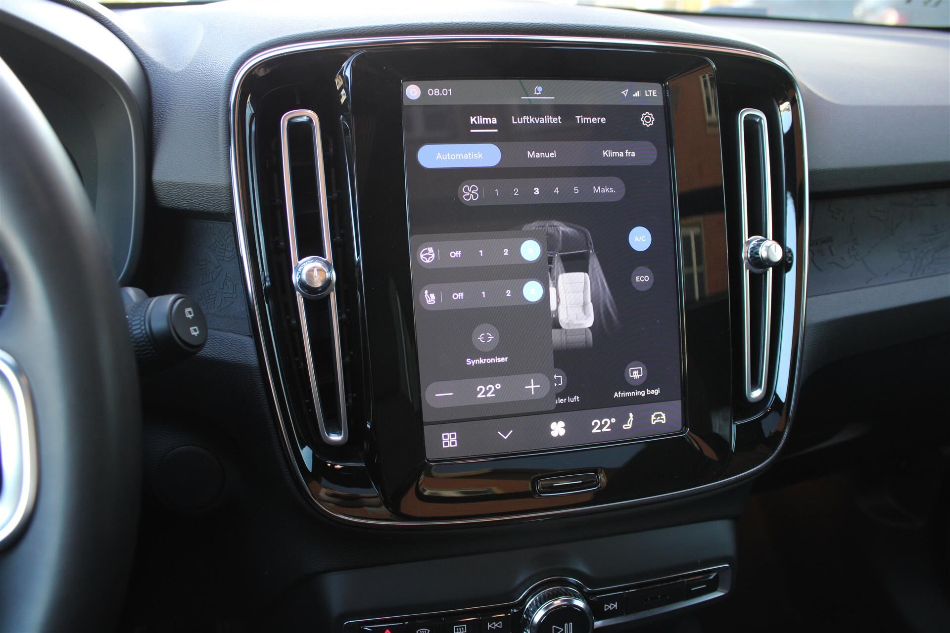 Billede af Volvo XC40 P8 Recharge Twin Ultimate AWD 408HK 5d Aut.