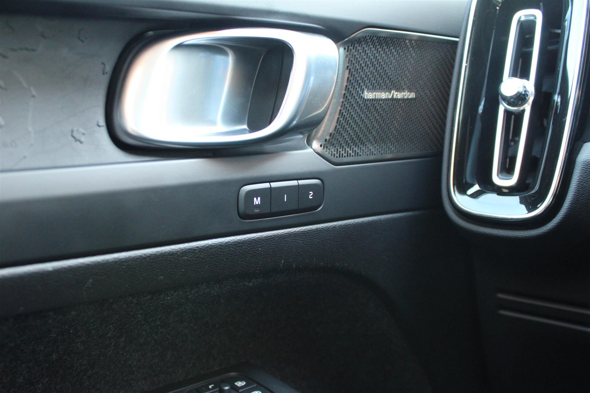 Billede af Volvo XC40 P8 Recharge Twin Ultimate AWD 408HK 5d Aut.