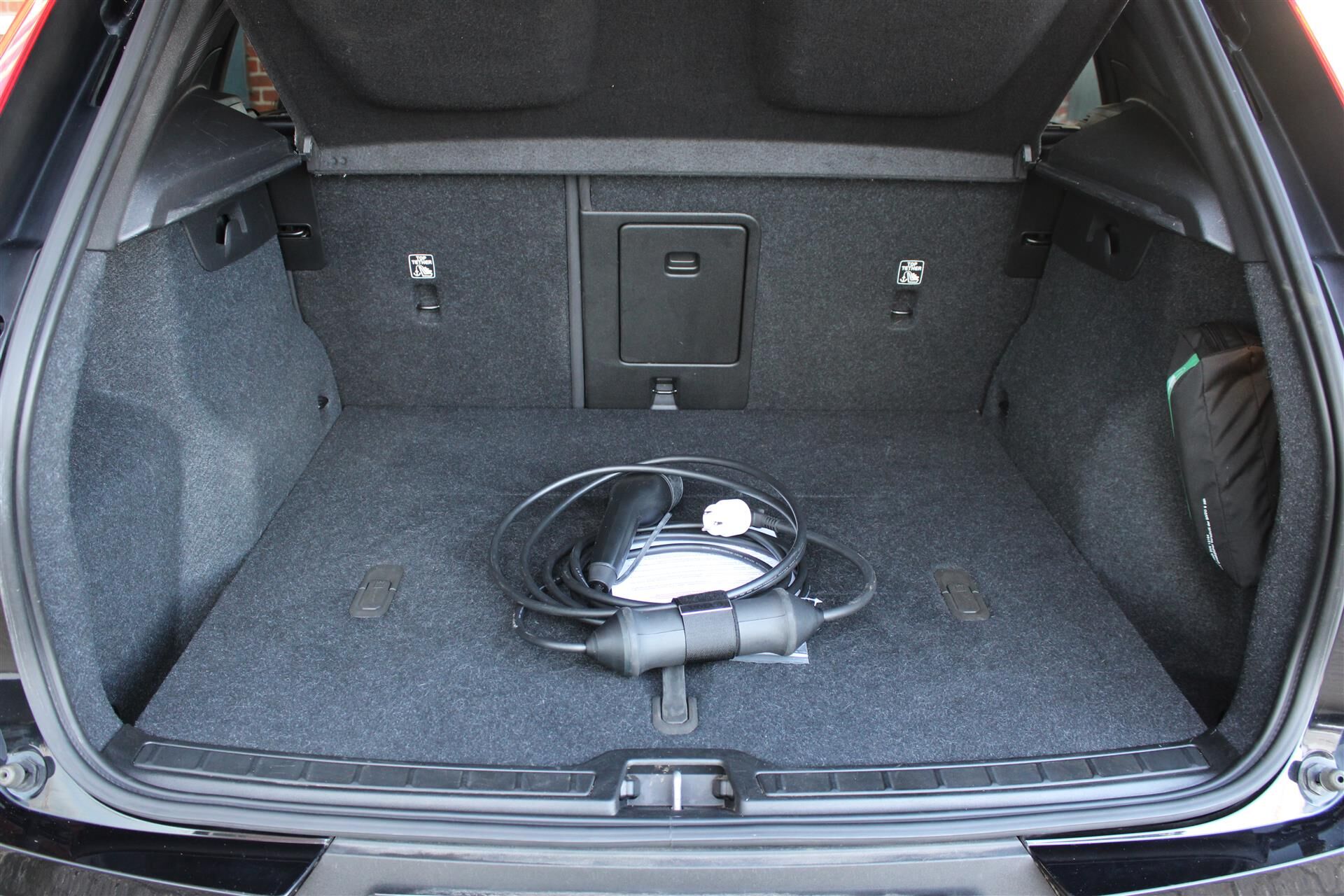 Billede af Volvo XC40 P8 Recharge Twin Ultimate AWD 408HK 5d Aut.