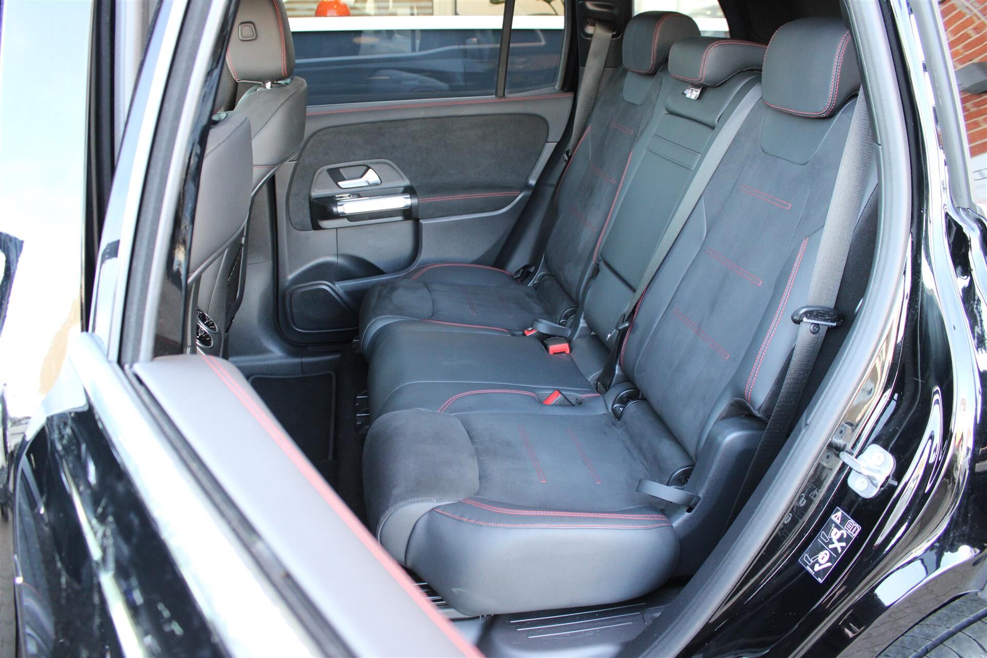 Billede af Mercedes-Benz EQB 250+ EL AMG Advance 190HK 5d Aut.