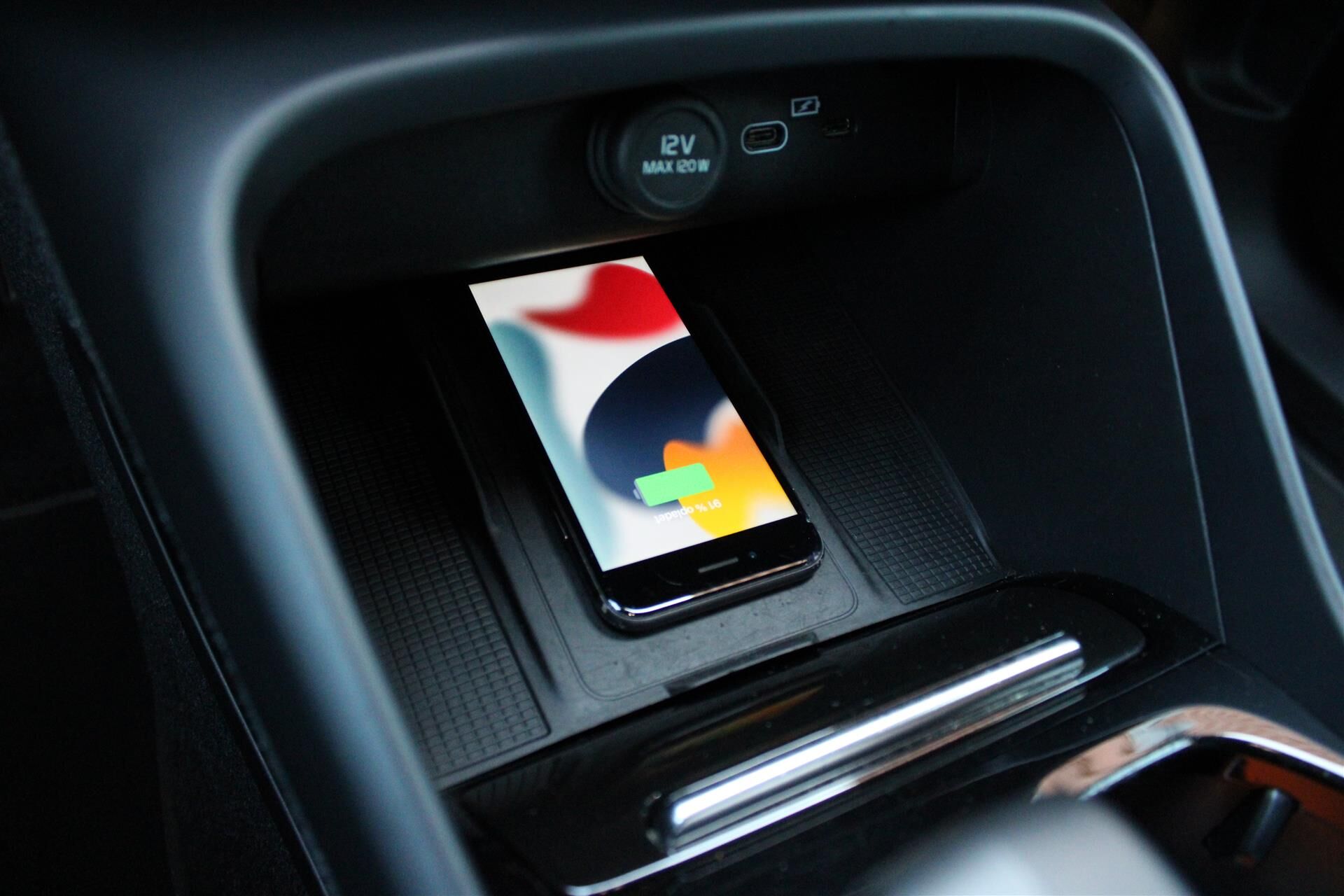 Billede af Volvo XC40 Recharge Single Engine Plus 231HK 5d Aut.