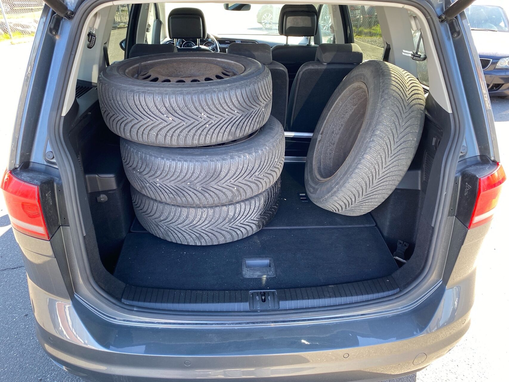 Billede af VW Touran 2,0 TDI BMT SCR Highline DSG 150HK 6g Aut.