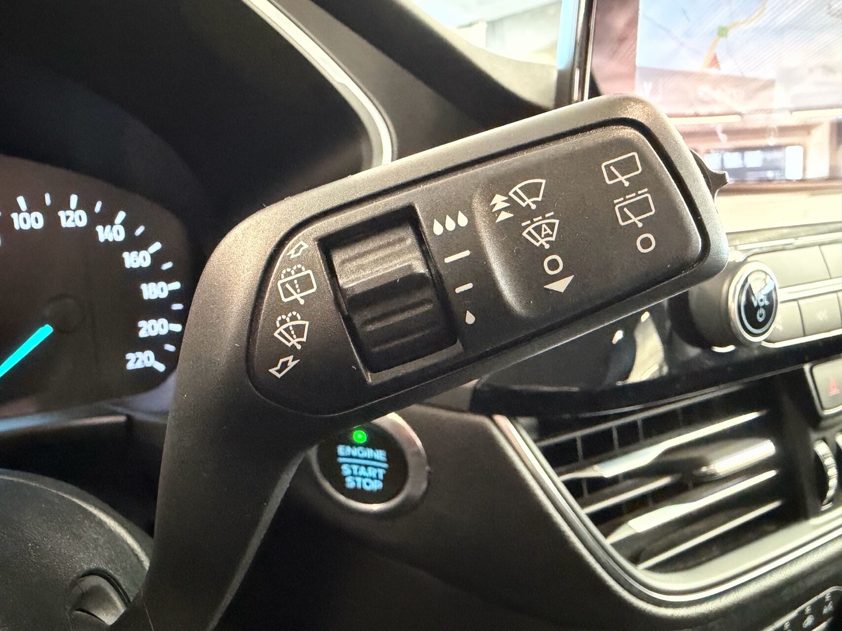 Billede af Ford Kuga 2,0 EcoBlue Titanium X AWD 190HK 5d 8g Aut.