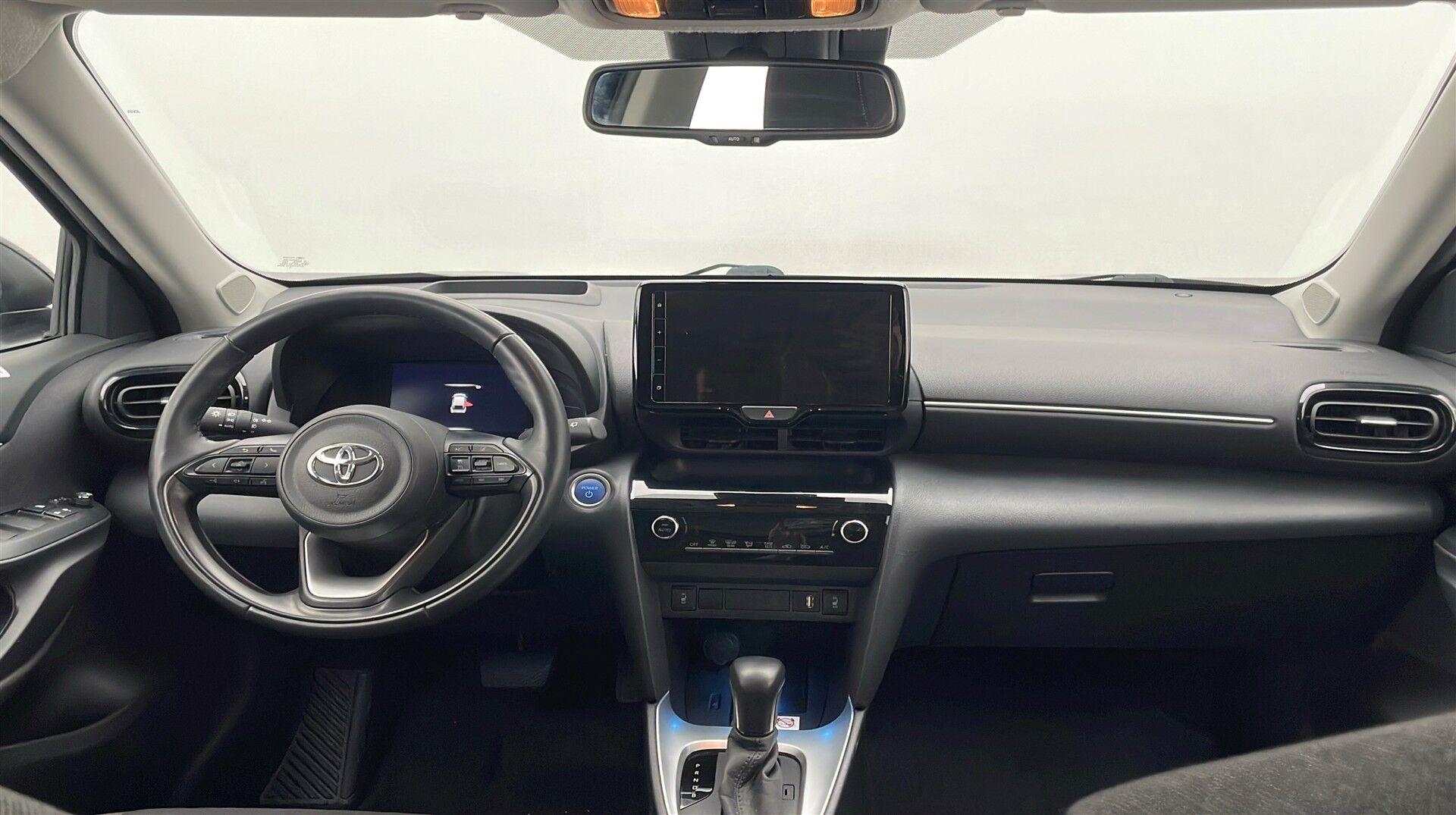 Billede af Toyota Yaris Cross 1,5 Hybrid Active Technology Plus 116HK 5d Trinl. Gear