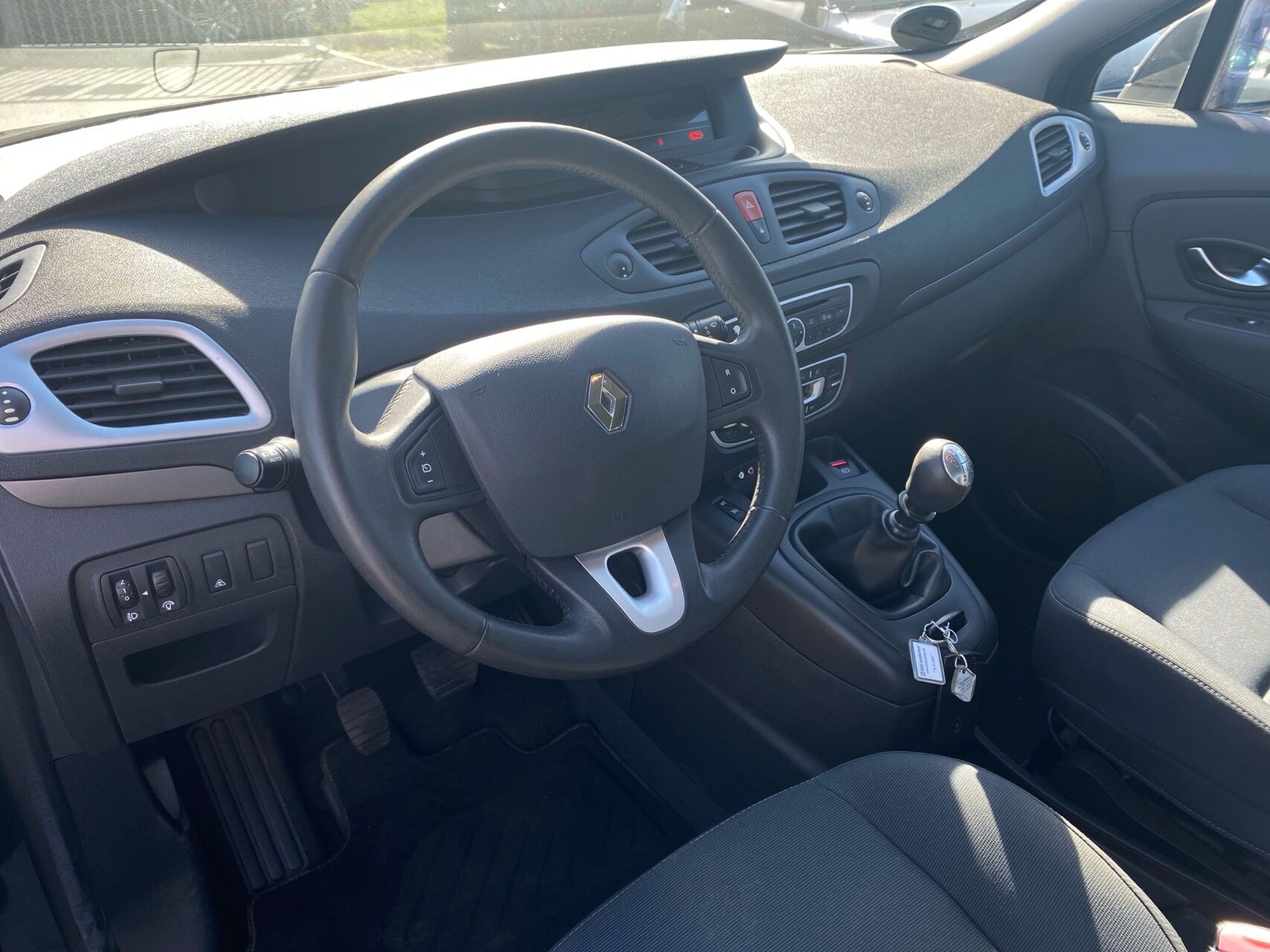 Billede af Renault Scénic 1,9 DCI FAP Dynamique 130HK 6g