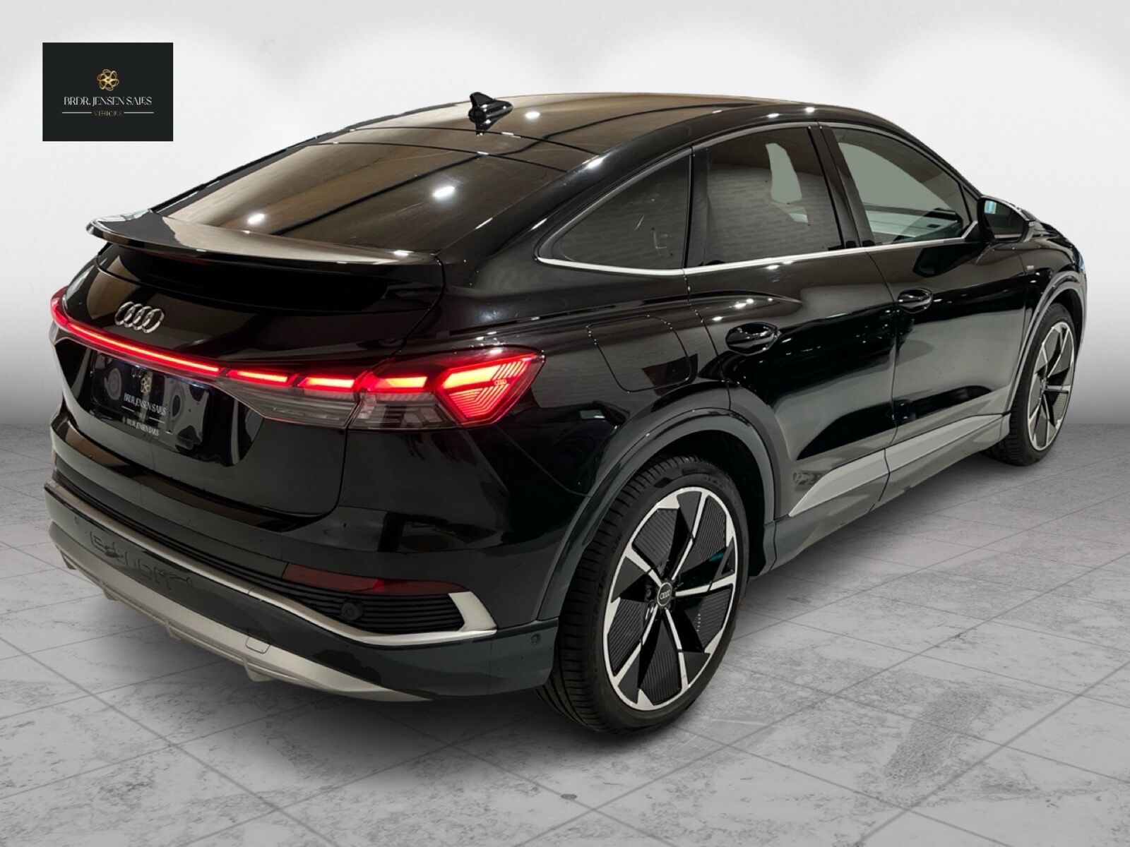 Billede af Audi Q4 Sportback 40 E-tron S Line 204HK 5d Aut.