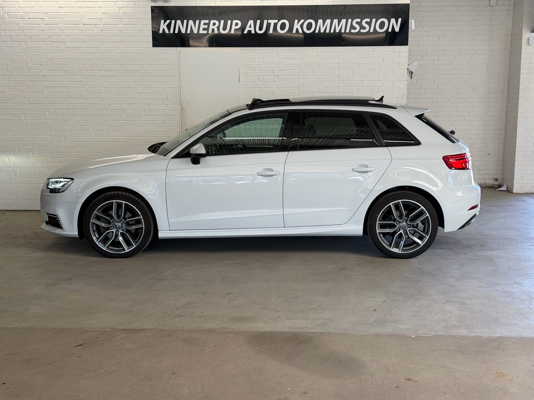 Billede af Audi A3 Sportback 1,4 E-tron  Plugin-hybrid Sport S Tronic 204HK 5d 6g Aut.