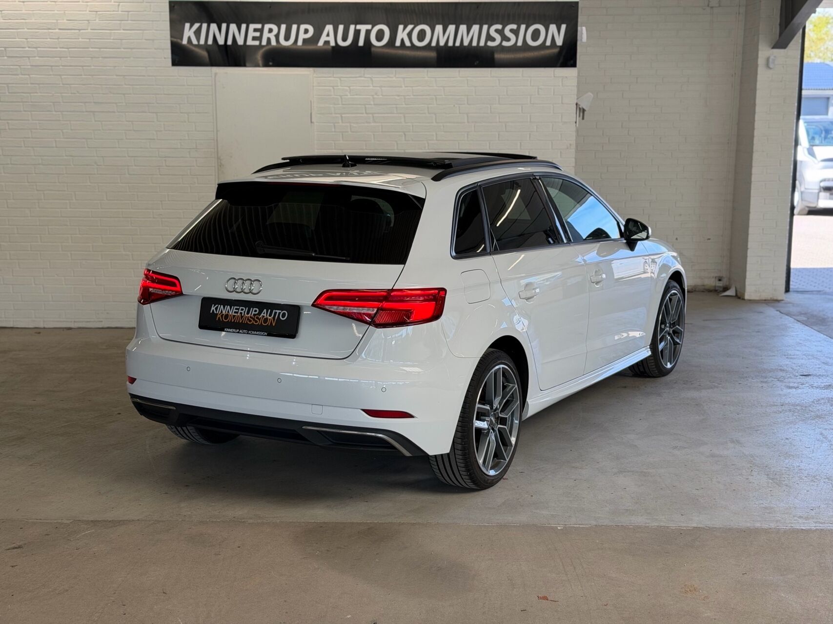 Billede af Audi A3 Sportback 1,4 E-tron  Plugin-hybrid Sport S Tronic 204HK 5d 6g Aut.