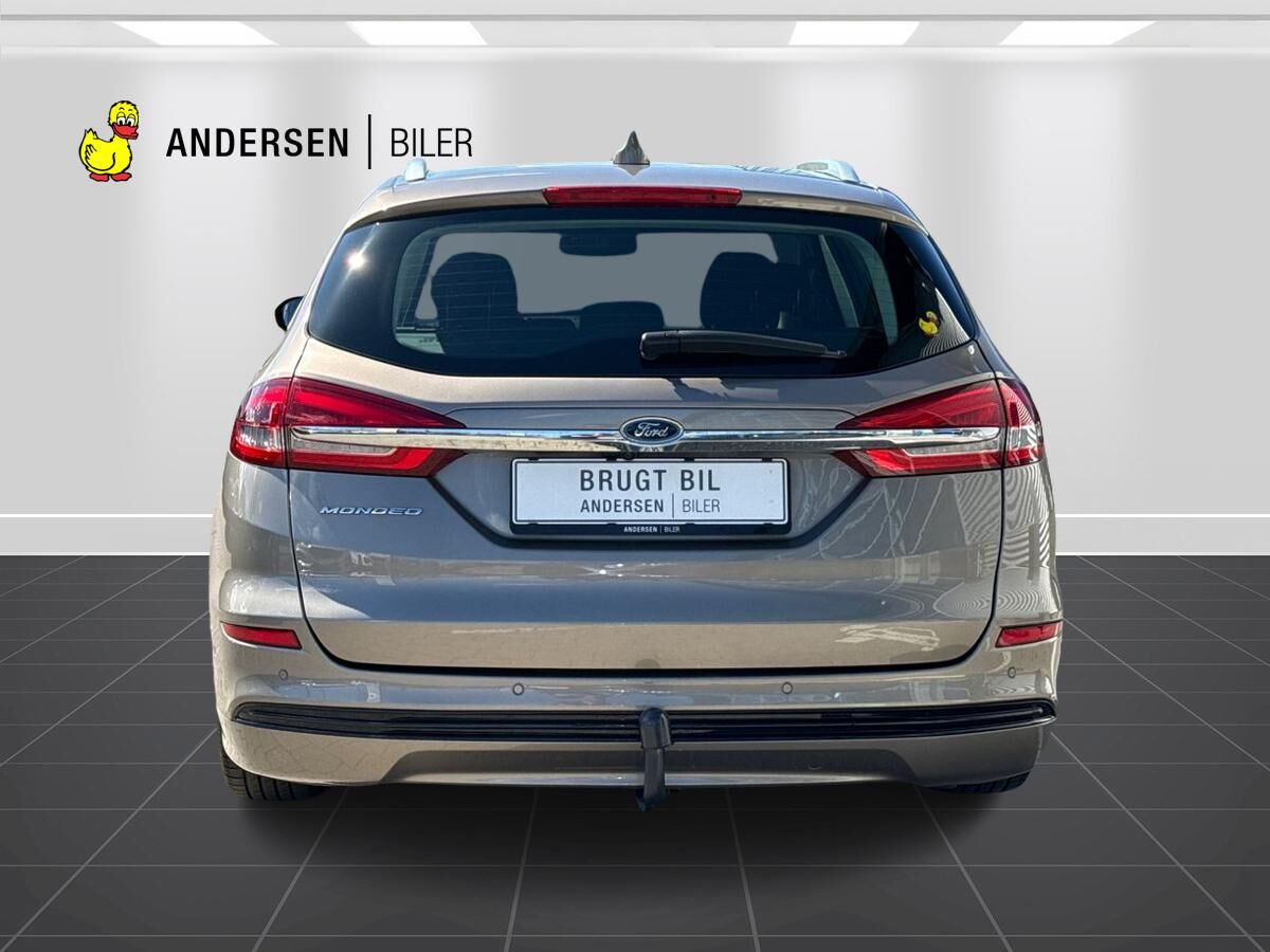 Billede af Ford Mondeo 2,0 HEV  Hybrid Titanium 187HK Stc 6g Aut.
