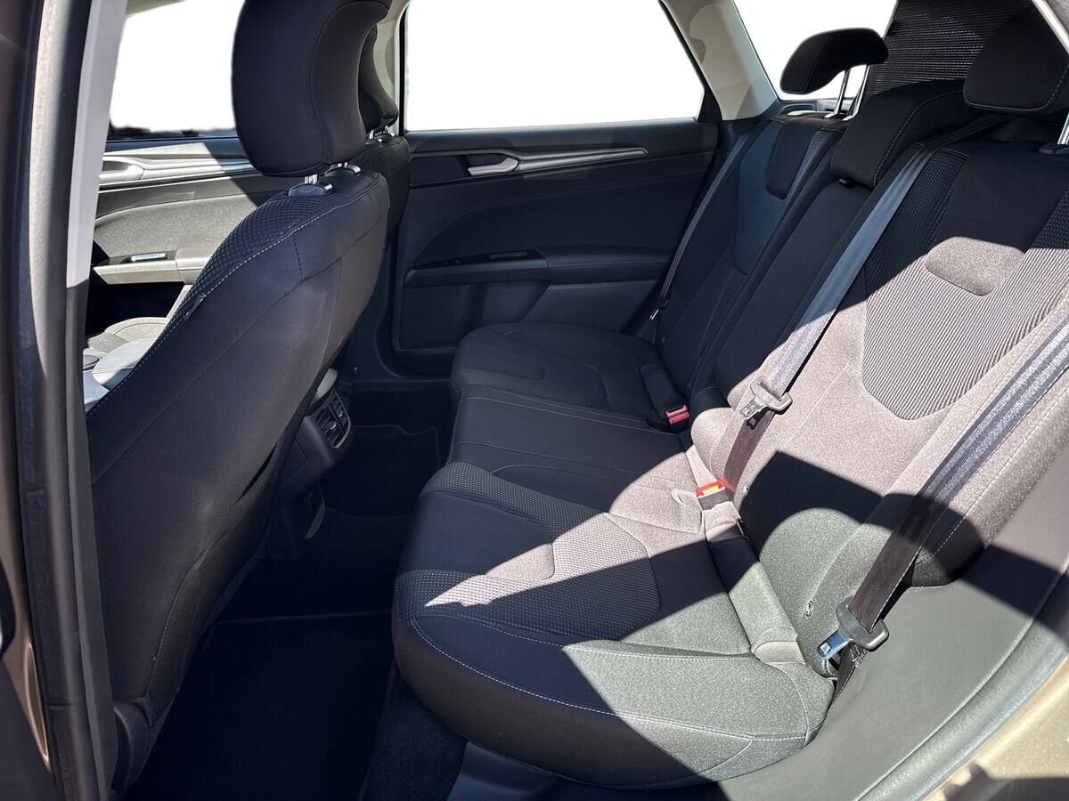 Billede af Ford Mondeo 2,0 HEV  Hybrid Titanium 187HK Stc 6g Aut.