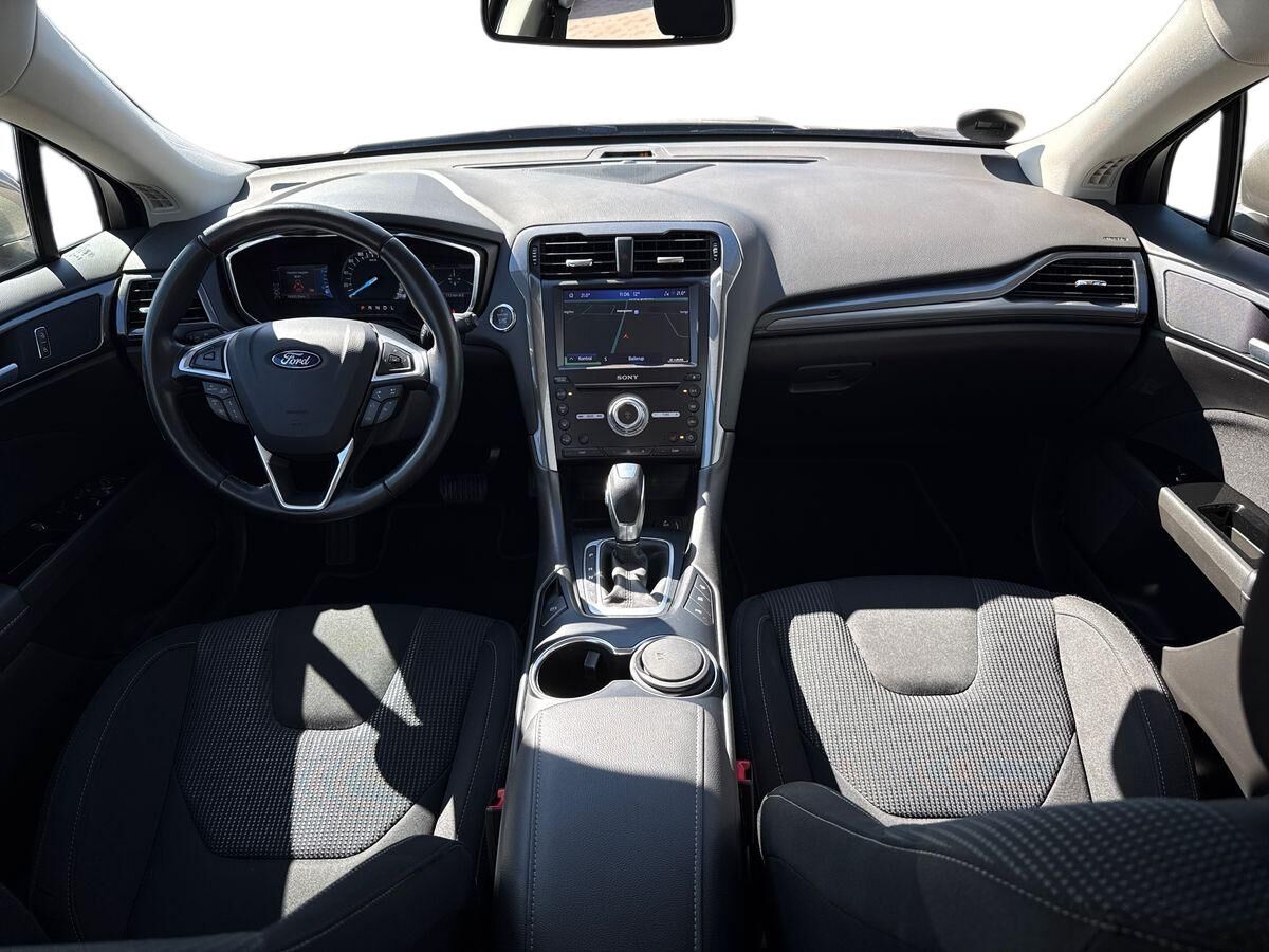 Billede af Ford Mondeo 2,0 HEV  Hybrid Titanium 187HK Stc 6g Aut.