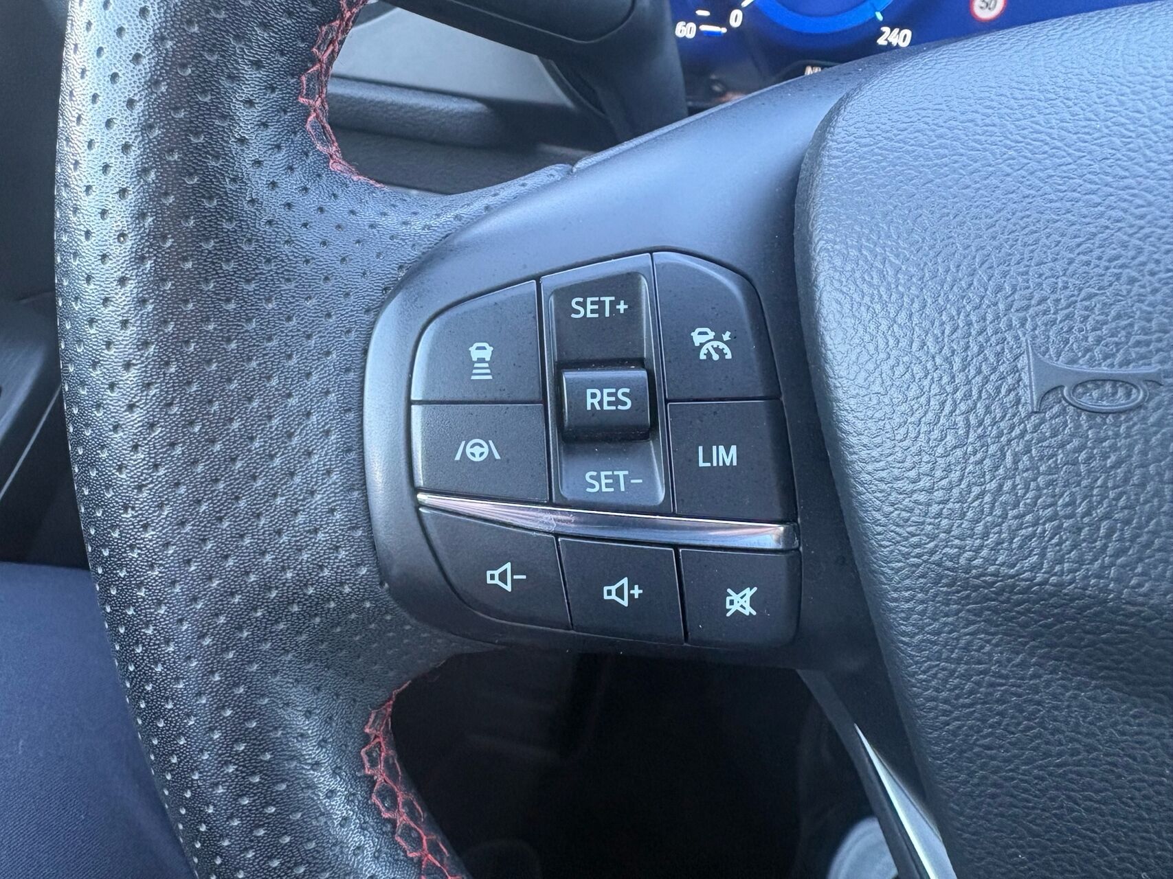 Billede af Ford Kuga 2,5 Plugin-hybrid ST-Line X CVT 225HK 5d Trinl. Gear