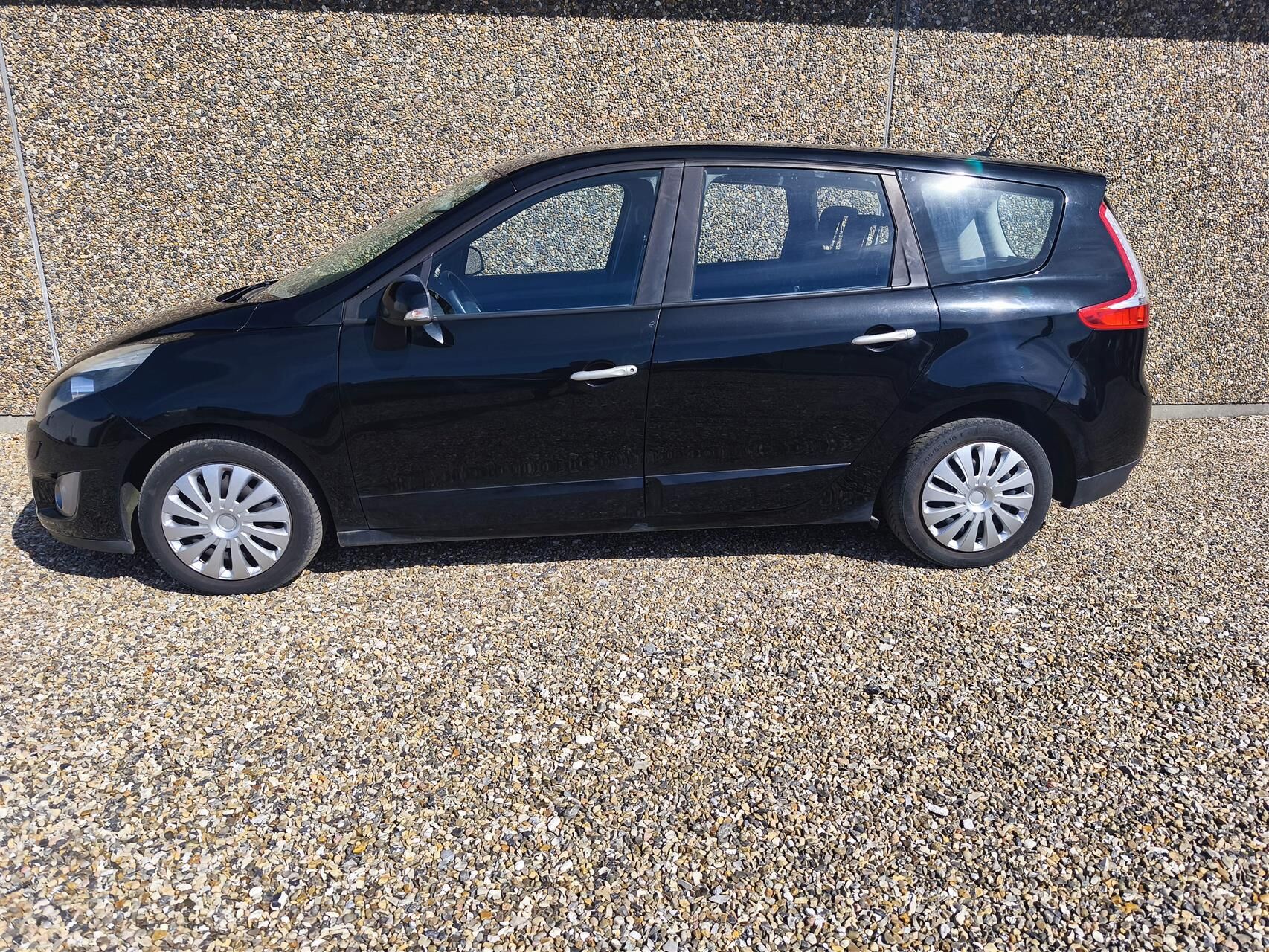 Billede af Renault Grand Scénic 7 pers. 1,9 DCI FAP Dynamique 130HK 6g