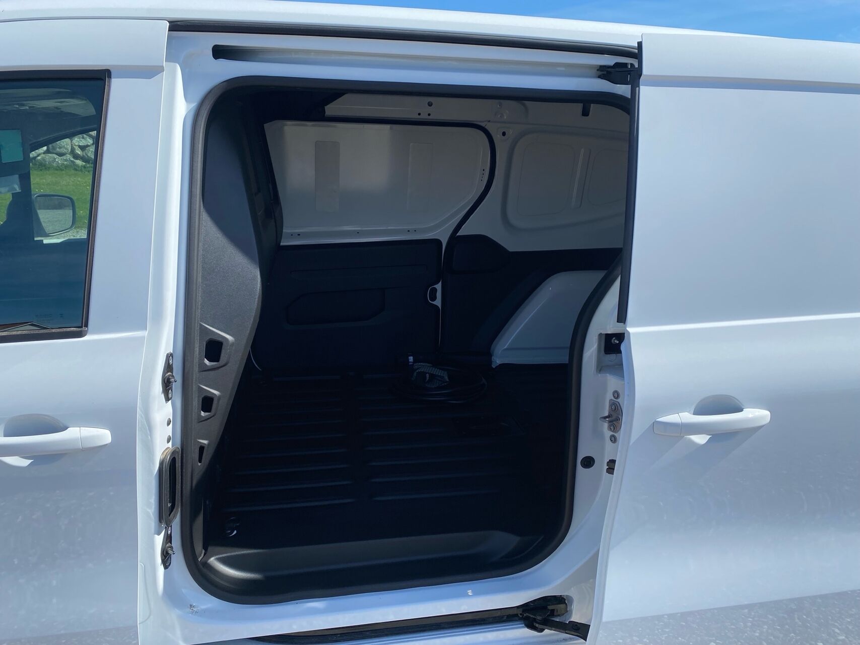 Billede af Nissan Townstar Townstar Van Electric 45KWH L2 N-Connecta Blind FD +