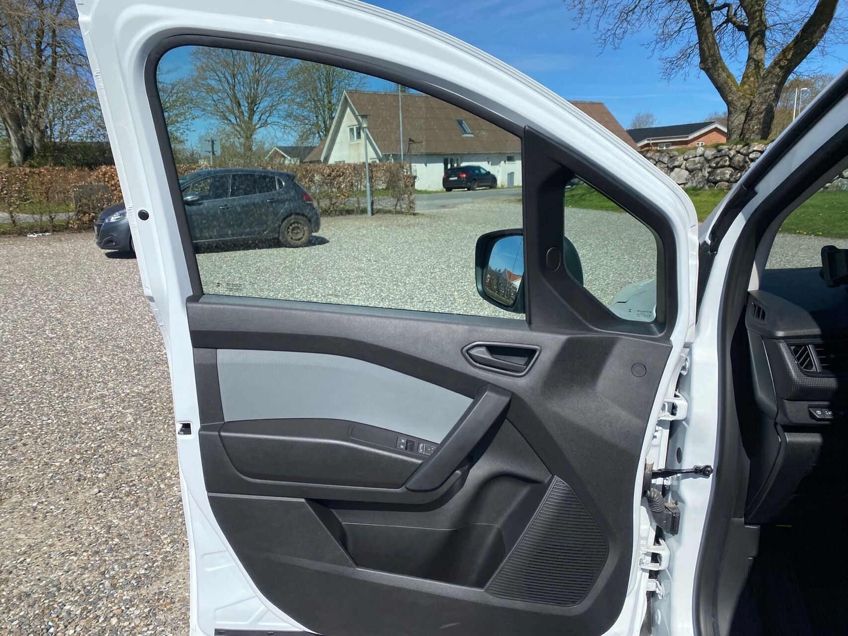 Billede af Nissan Townstar Townstar Van Electric 45KWH L2 N-Connecta Blind FD +